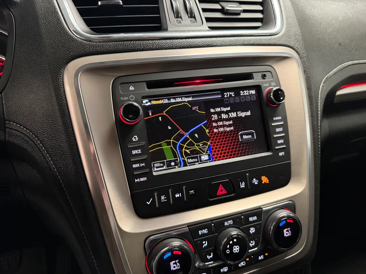 GMC Acadia снимка GMC Acadia
