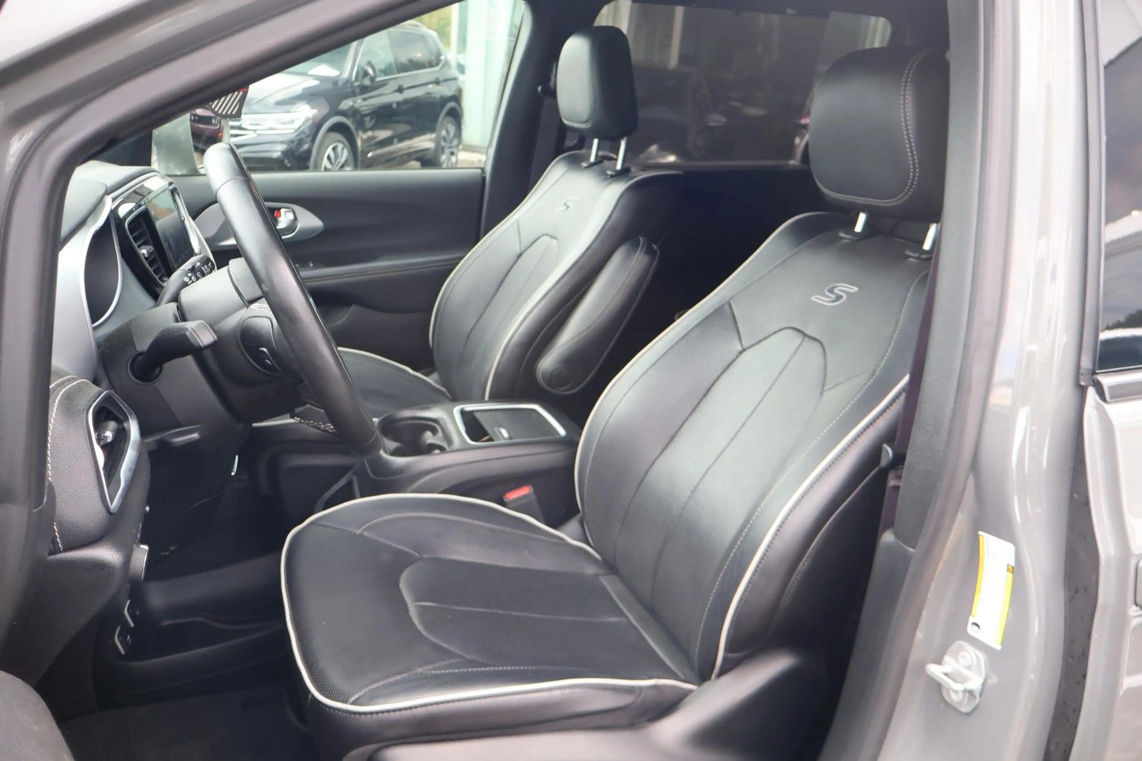 Chrysler Pacifica S 3.6L E-HYBRID/7-SITZER/H&K/TV/KAMERA — photo 10