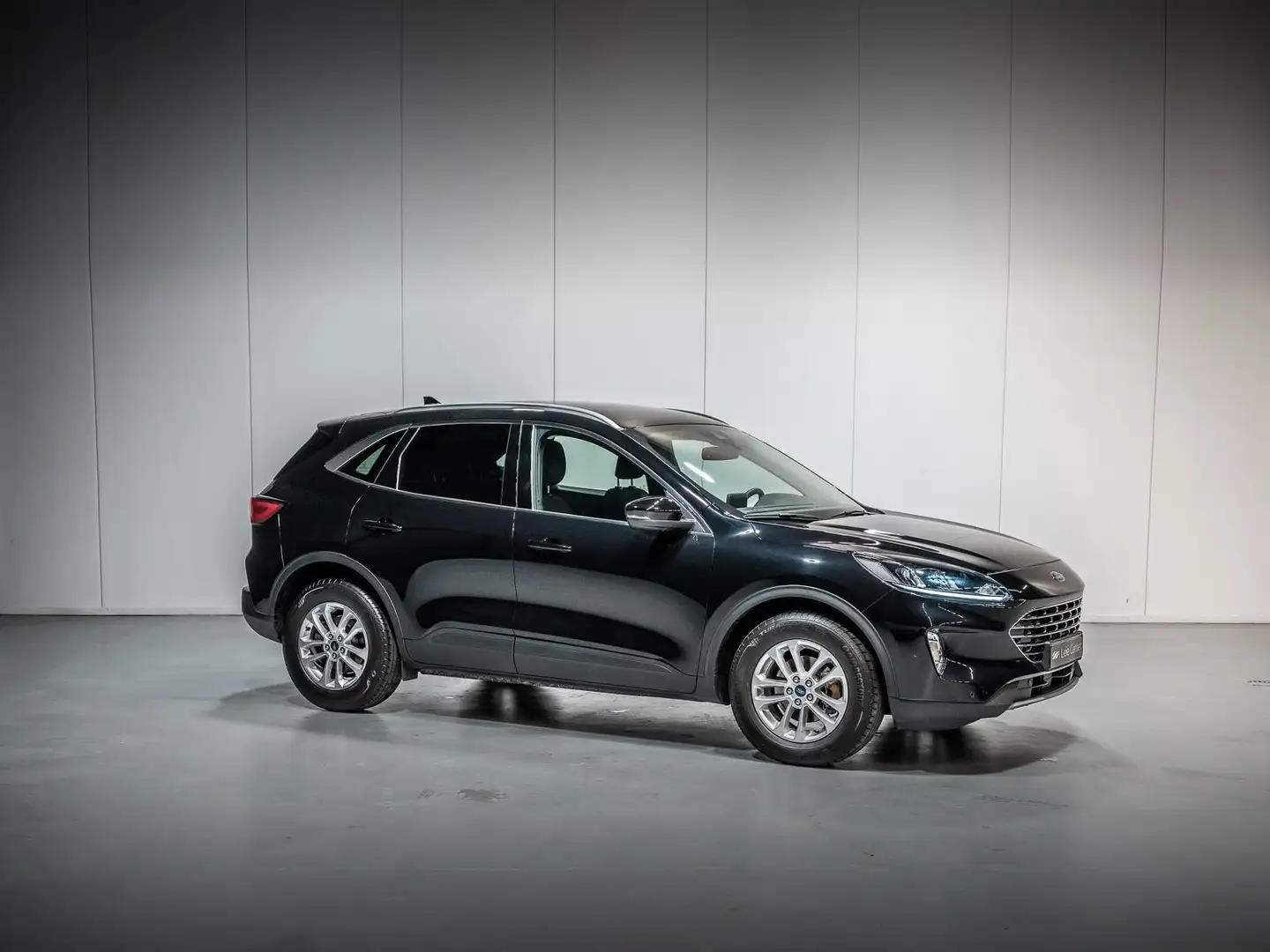 Ford Kuga Ford Kuga / automaat / NAVI / CAM Zwart - 1