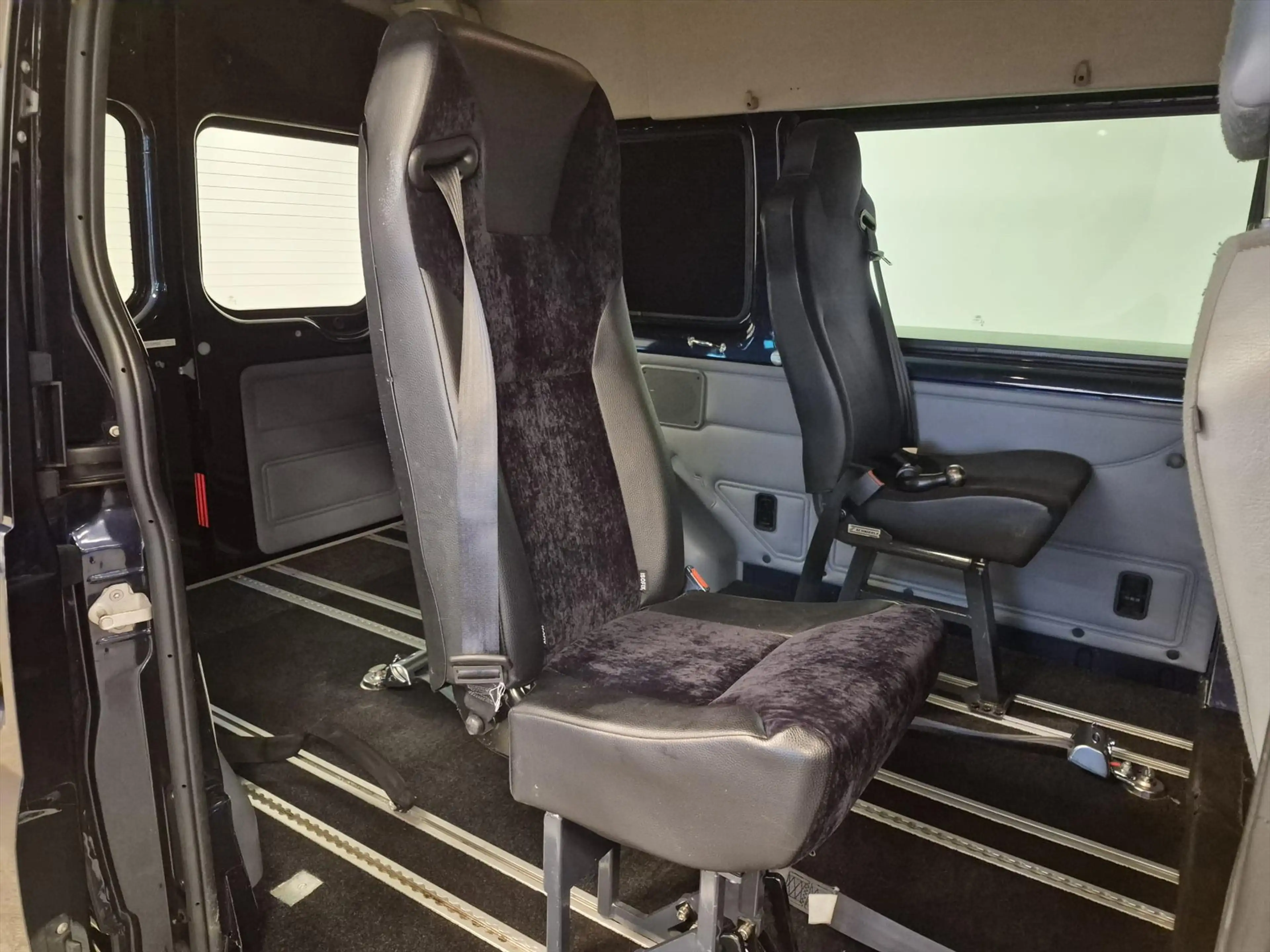 Ford Transit L1H2 Rolstoelbus 4+1 — photo 3