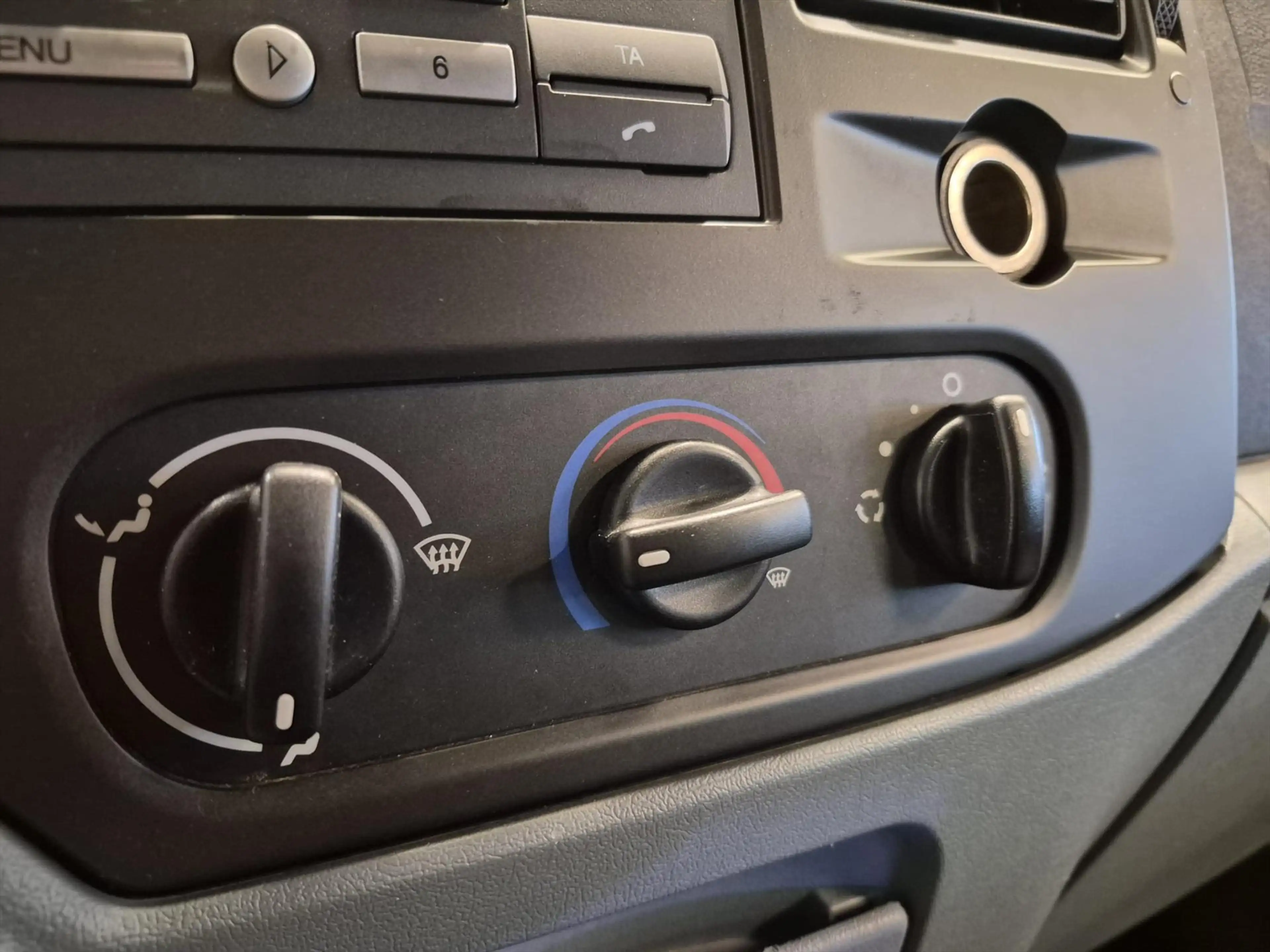 Ford Transit L1H2 Rolstoelbus 4+1 — photo 21