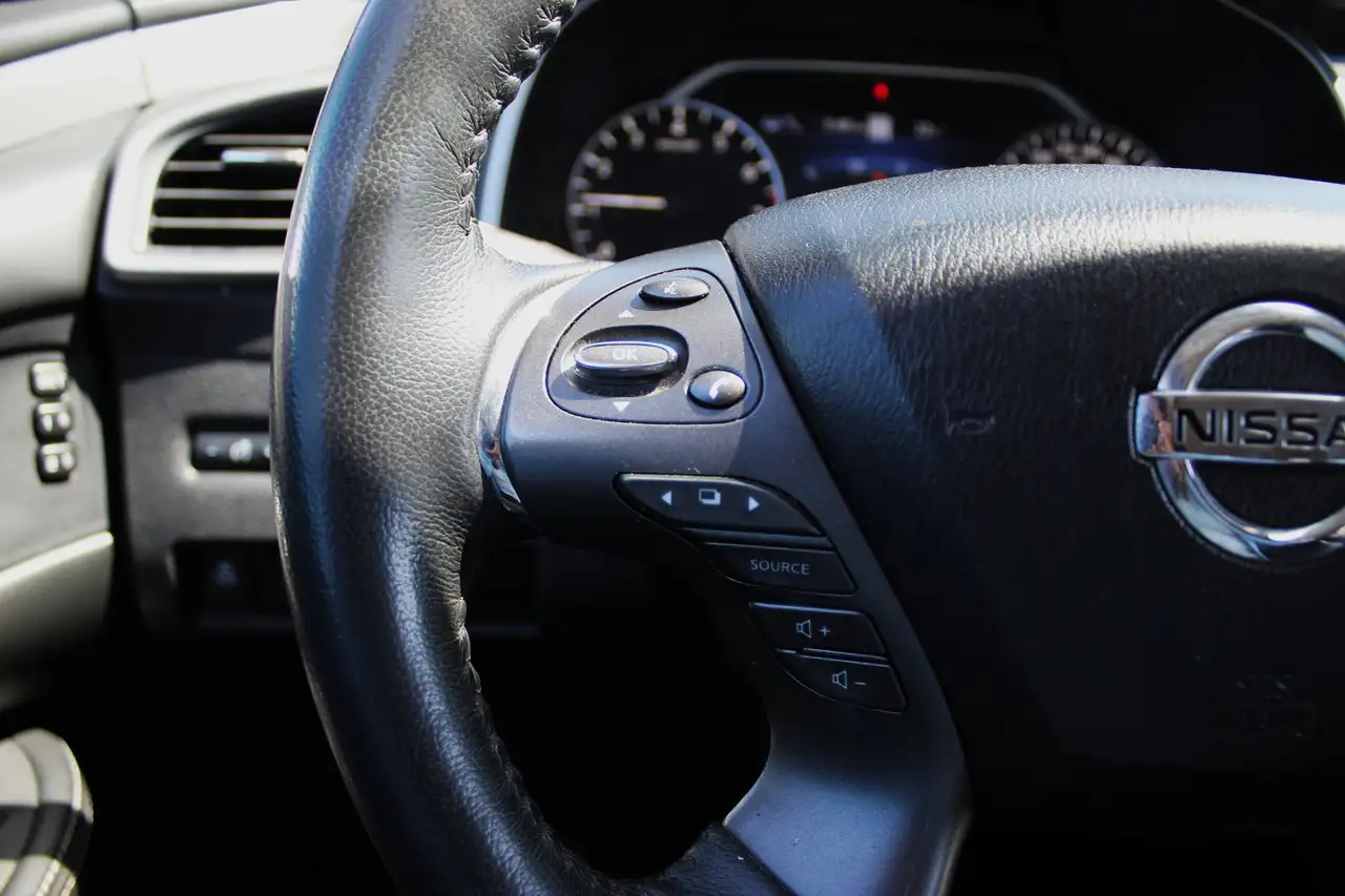 Nissan Murano снимка Nissan Murano