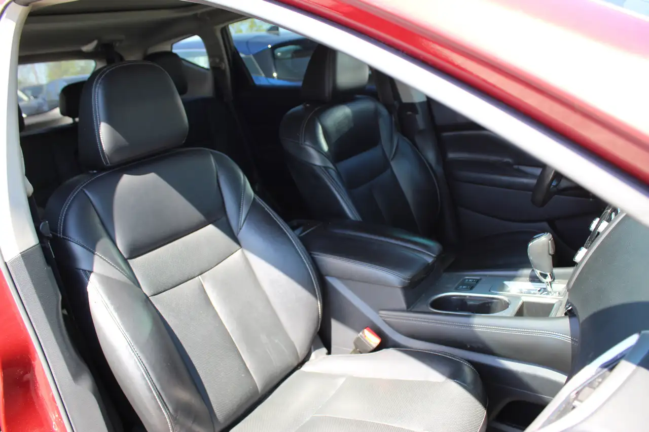 Nissan Murano снимка Nissan Murano