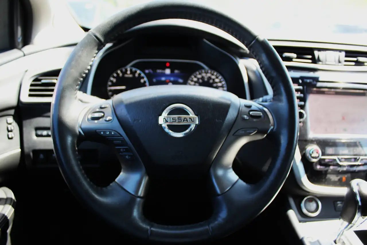 Nissan Murano снимка Nissan Murano