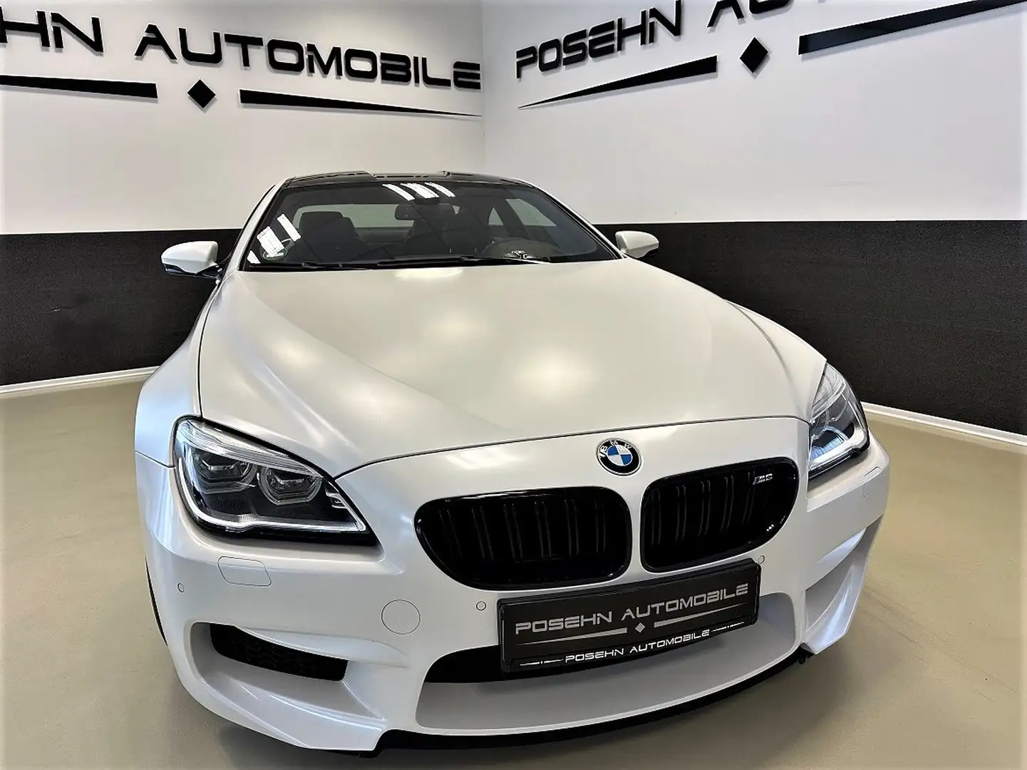 BMW M6 Coupe Competition B&O Carbon INDIVIDUAL Blanc - 2