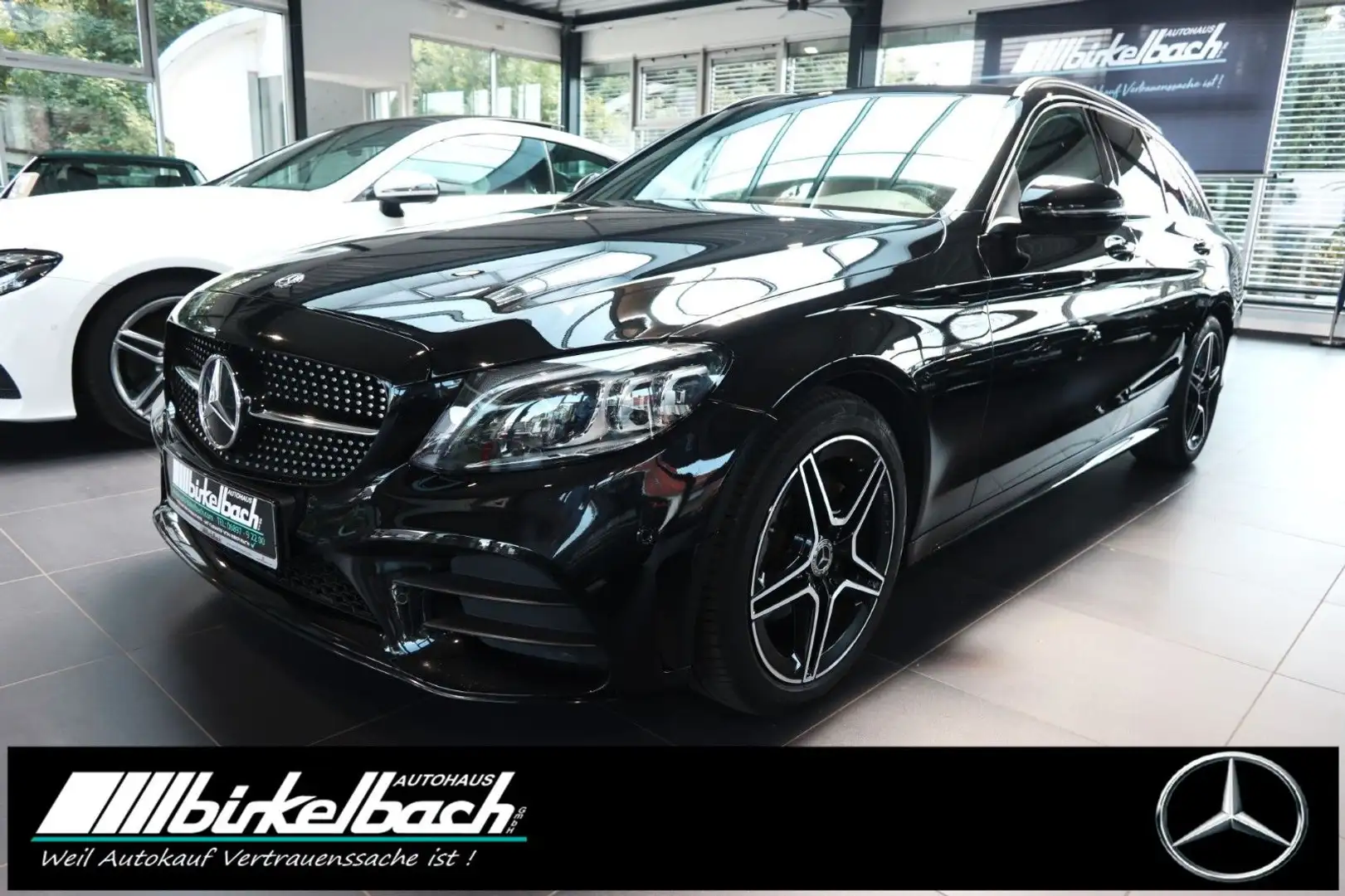 Mercedes-Benz C 200 T AMG 9G Night LED TWA Memory Pano Schwarz - 1