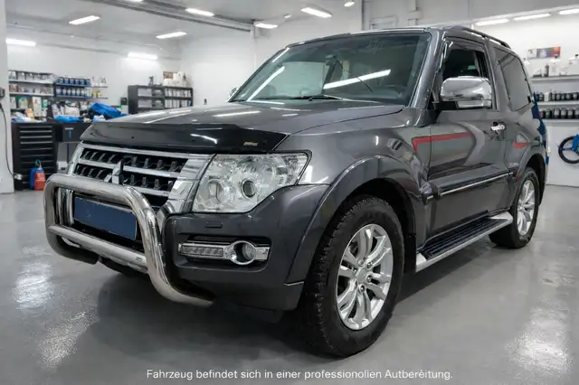 Mitsubishi Pajero 3.2 DI-D Top*1.HAND*23.990KM*3T. ZUGLAST