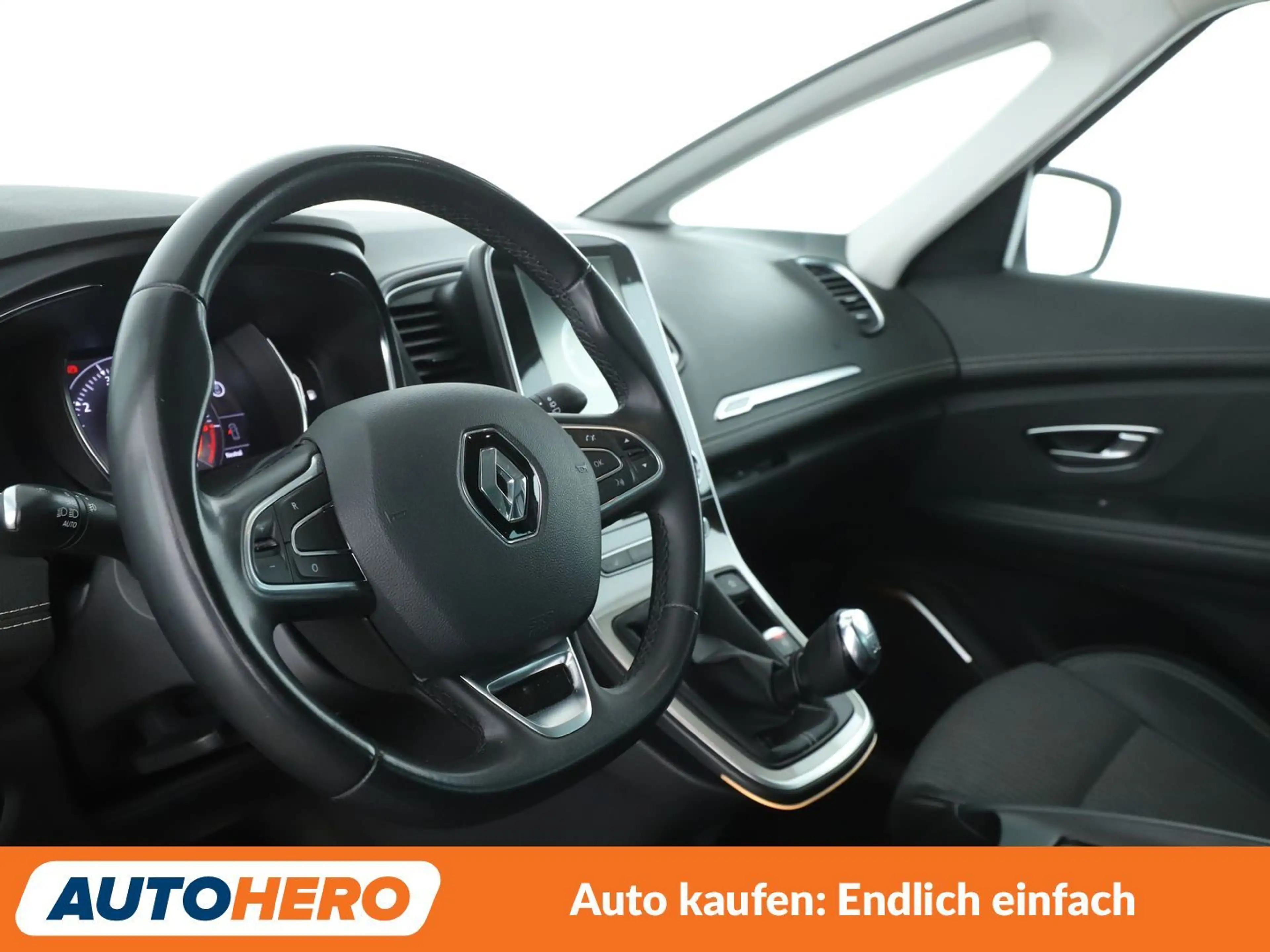 Renault Grand Scenic 1.3 TCe Techno — photo 11