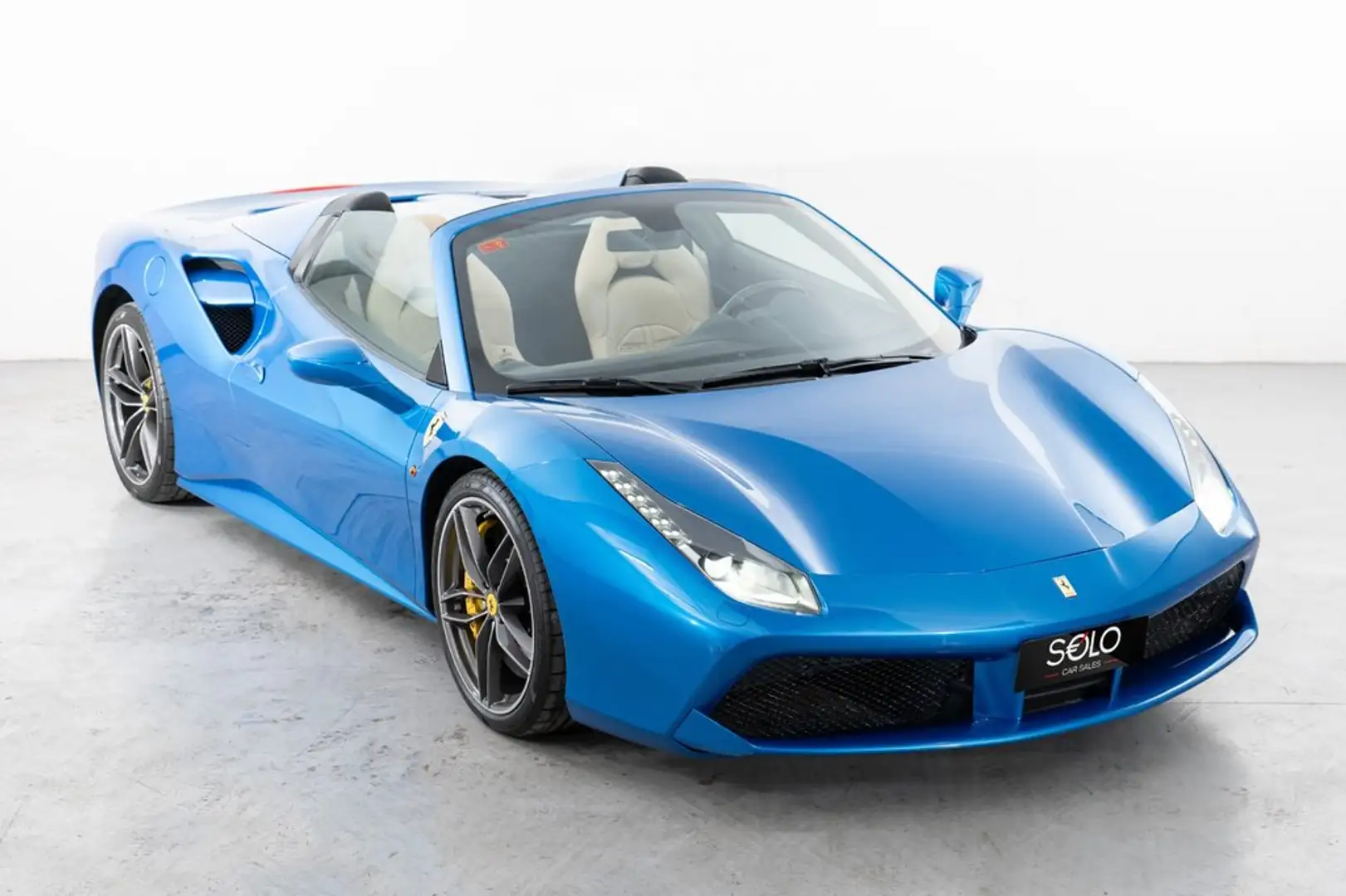 Ferrari 488 Spider DCT Azul - 2