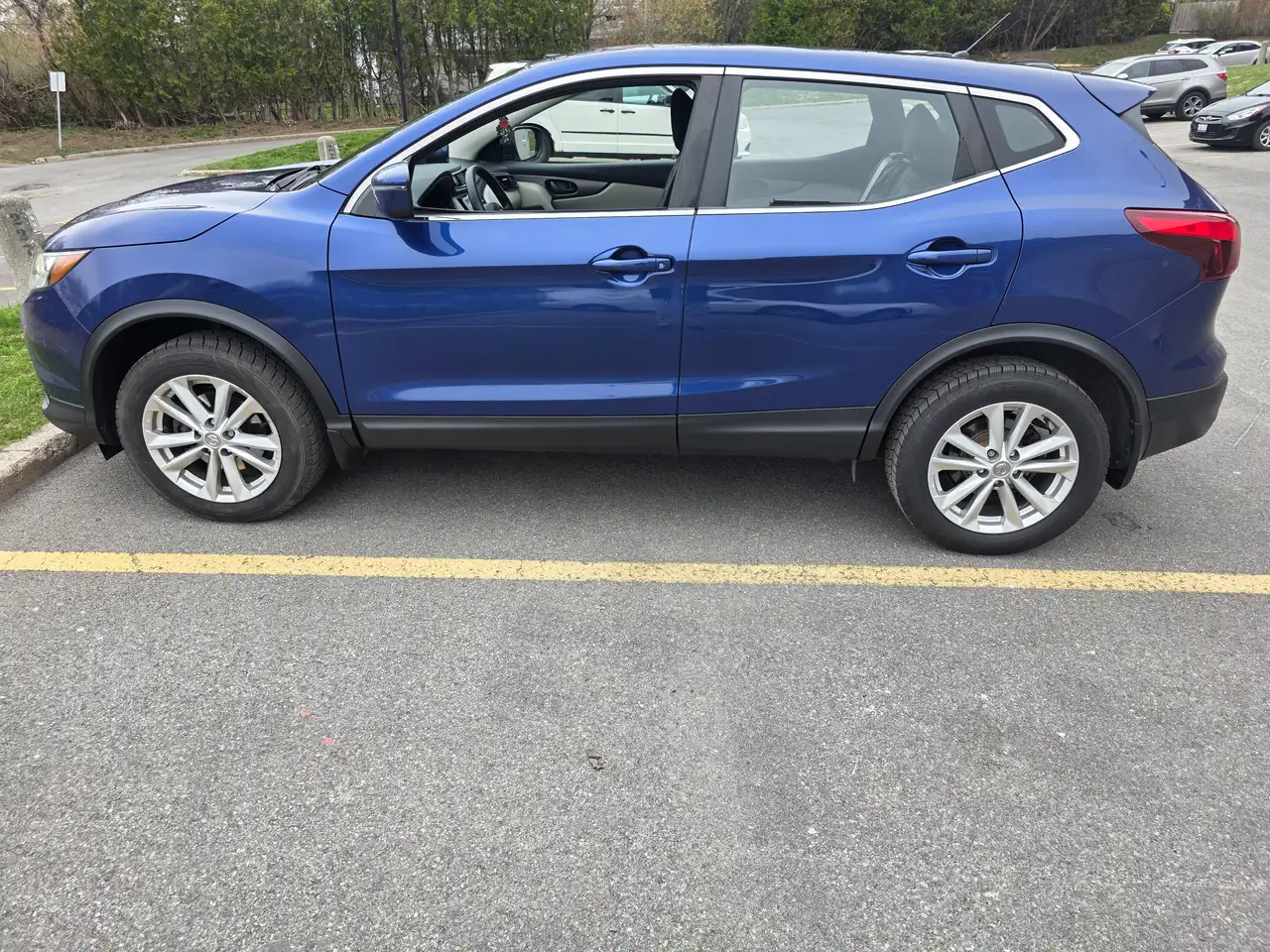 Nissan Qashqai снимка Nissan Qashqai