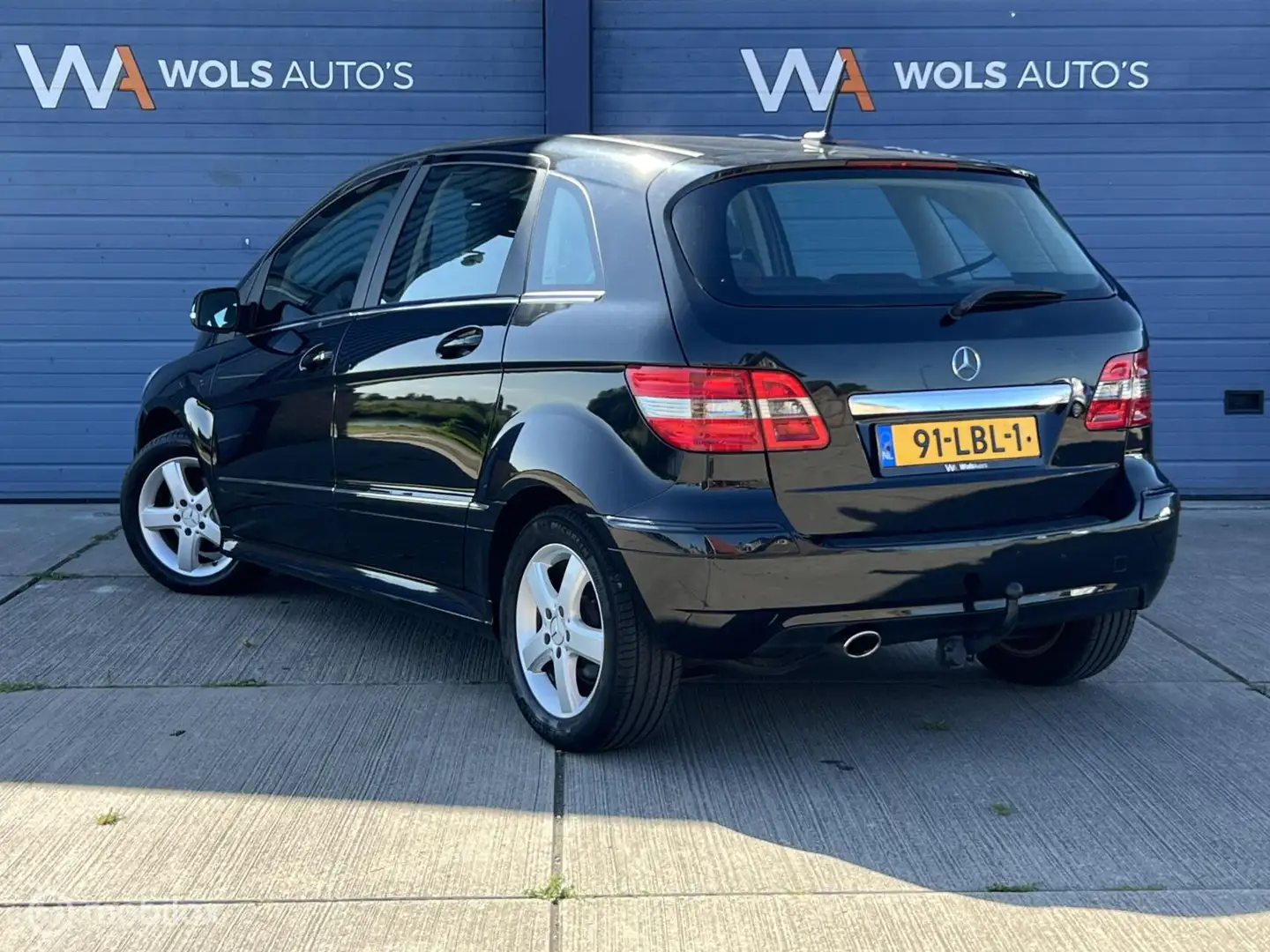 Mercedes-Benz B 160 BlueEFFICIENCY Business Class / APK 07-2026 / AIRC Zwart - 2