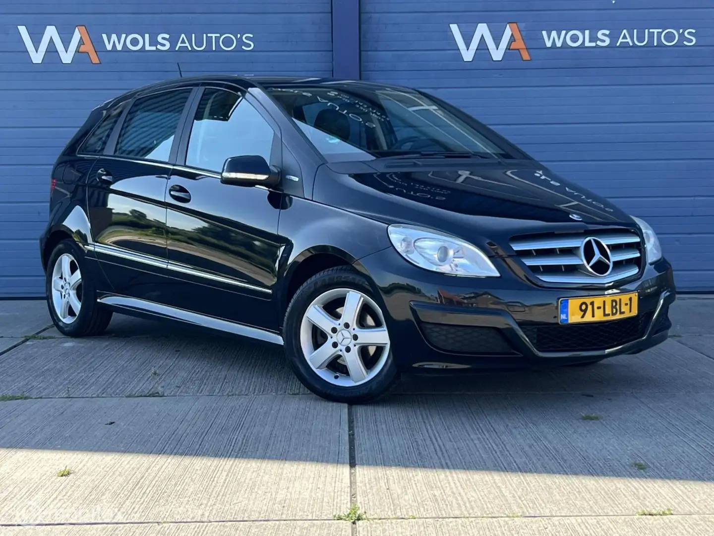 Mercedes-Benz B 160 BlueEFFICIENCY Business Class / APK 07-2026 / AIRC Schwarz - 1