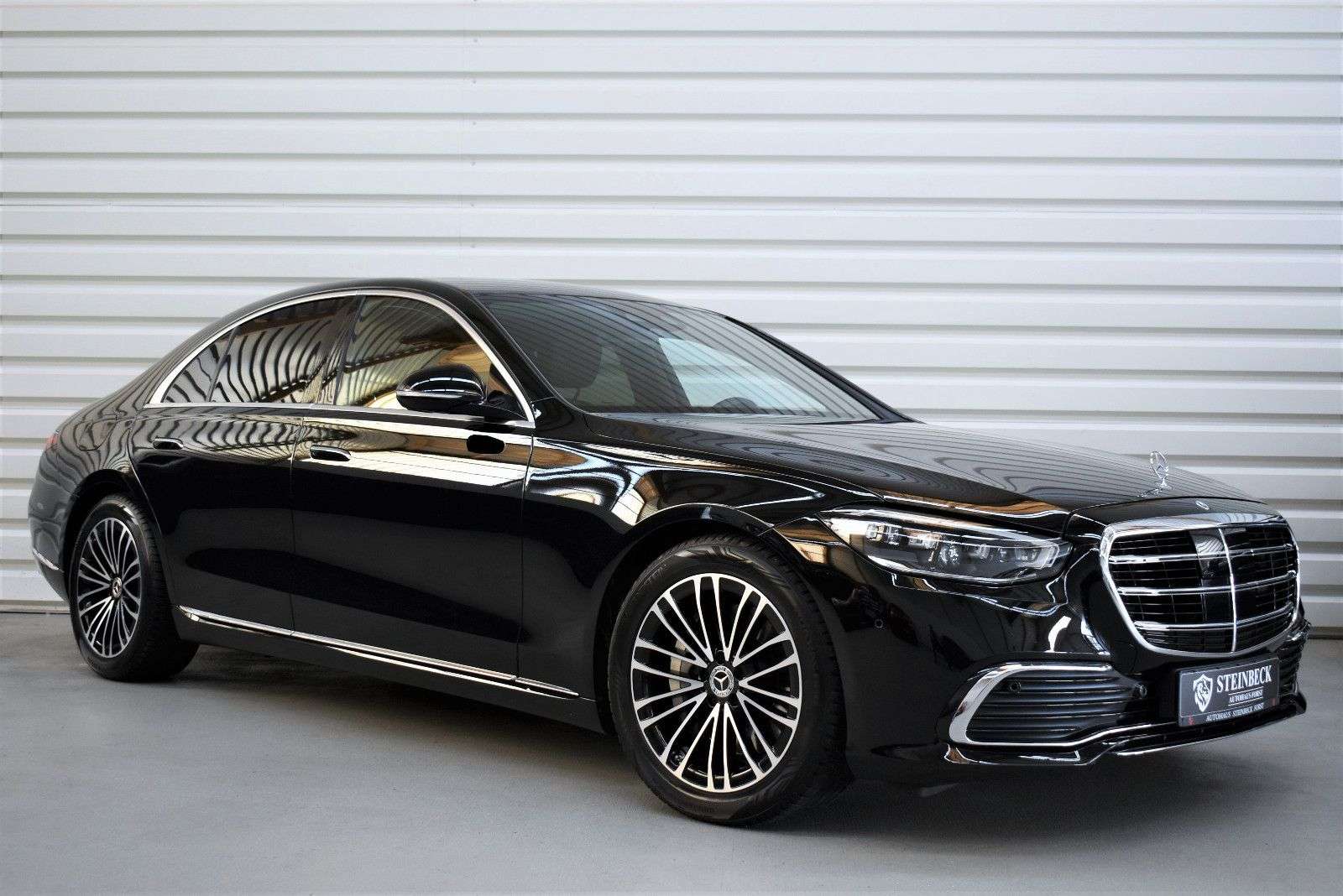 Second hand Mercedes Benz S-Class 