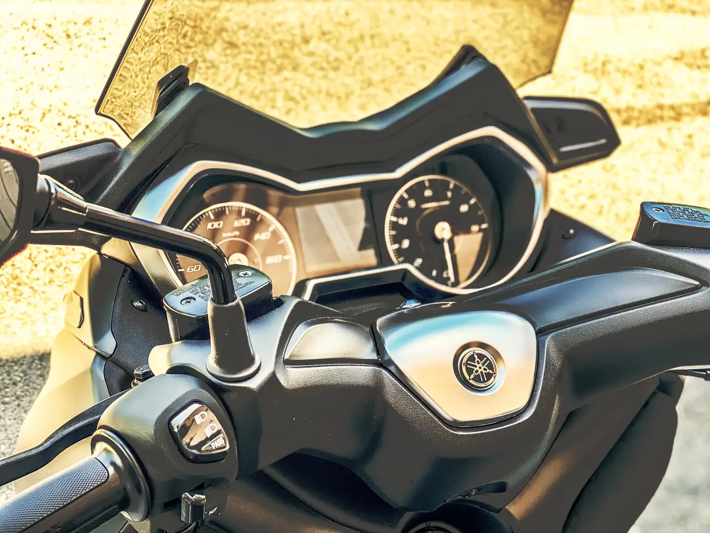 Yamaha X-Max 300 iron max - 1