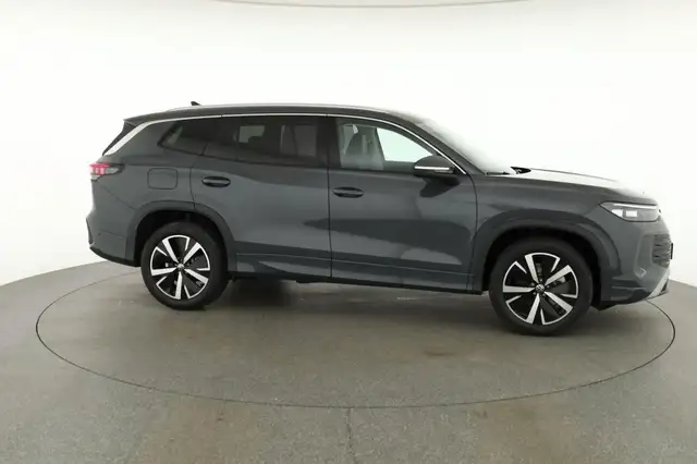 Volkswagen Tayron 1.5 TSI eHybrid 150 kW Life Life, AHK, AreaView... Ansicht 23