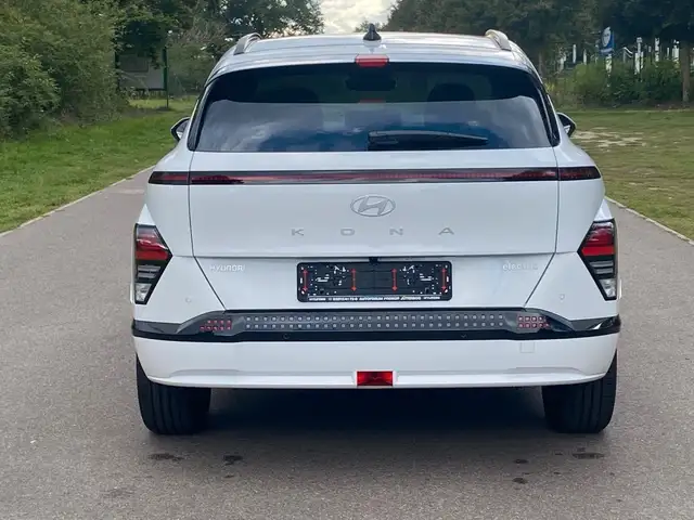 Hyundai Kona view 5