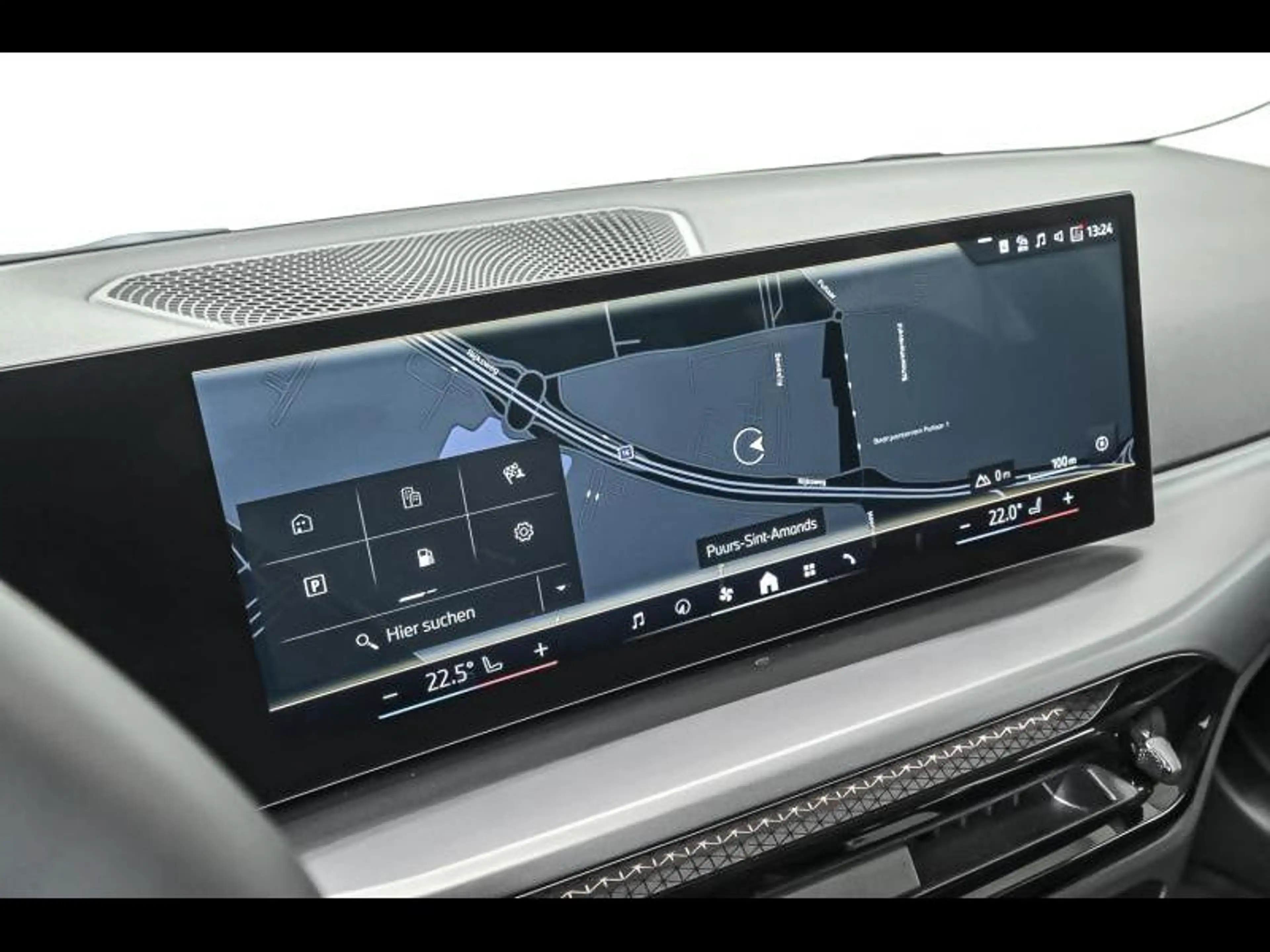 BMW 318 i Touring — photo 14