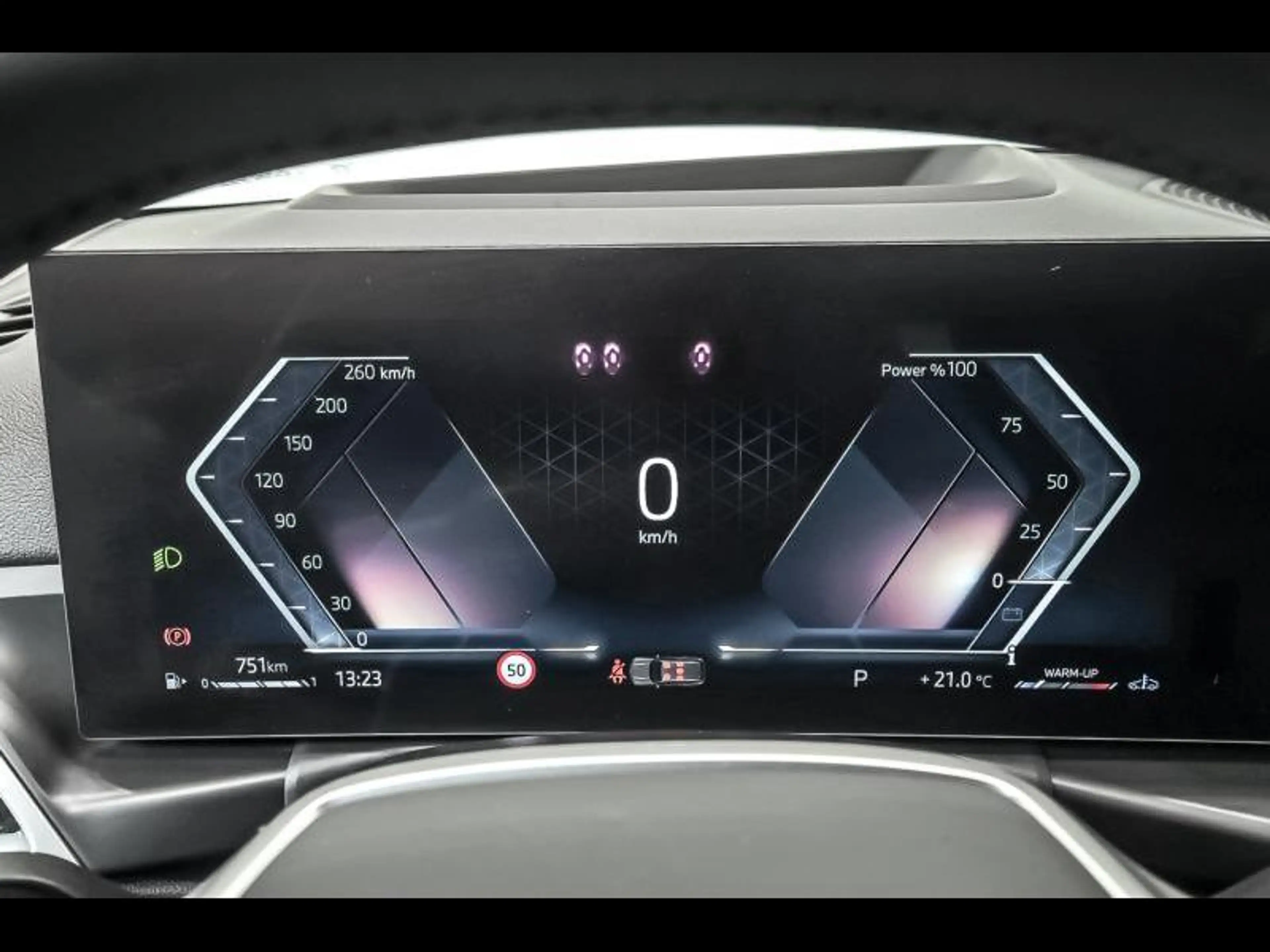 BMW 318 i Touring — photo 10