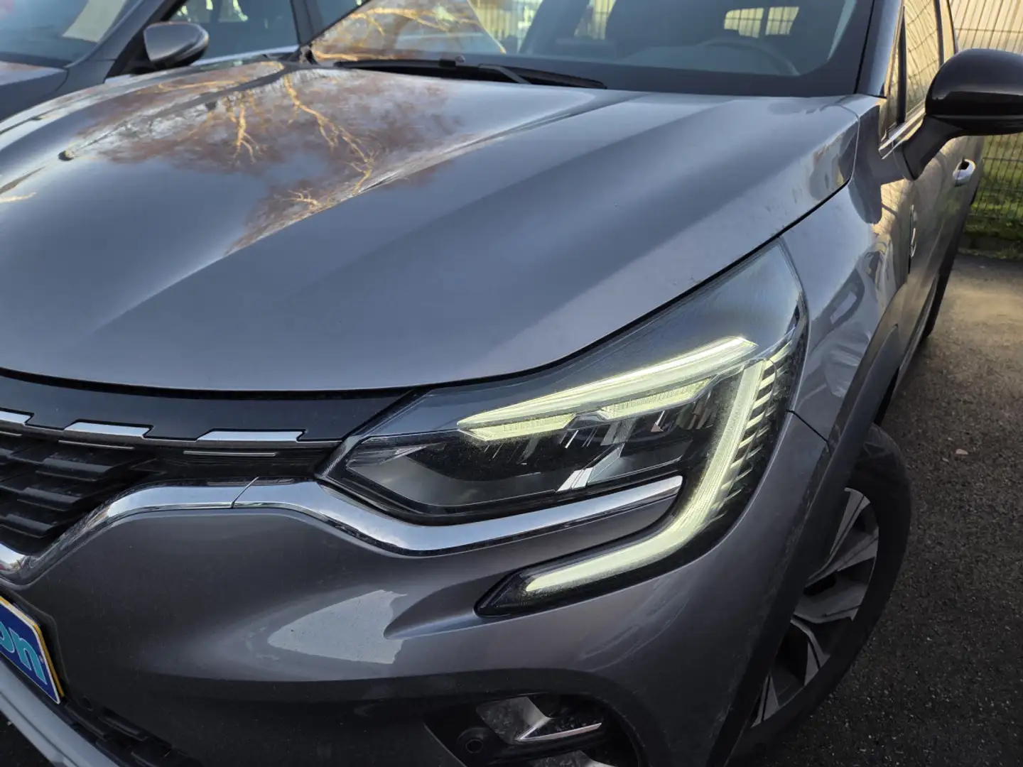 Renault Captur 1.0TCE 91CV Gris - 2