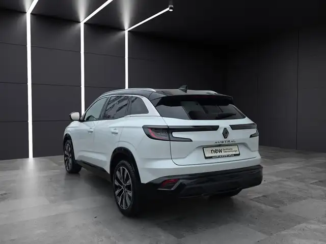 Renault Austral view 2