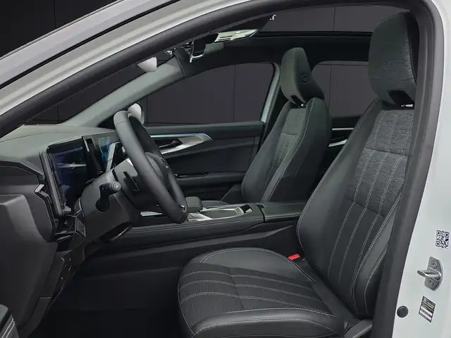Renault Austral view 10