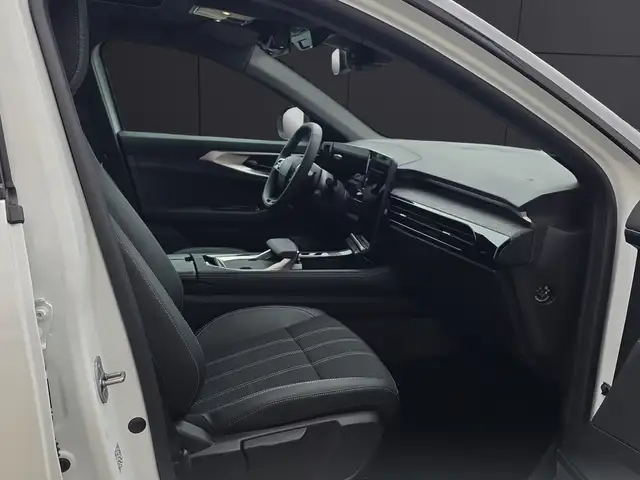 Renault Austral view 6