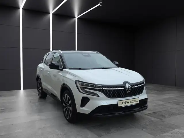 Renault Austral view 4