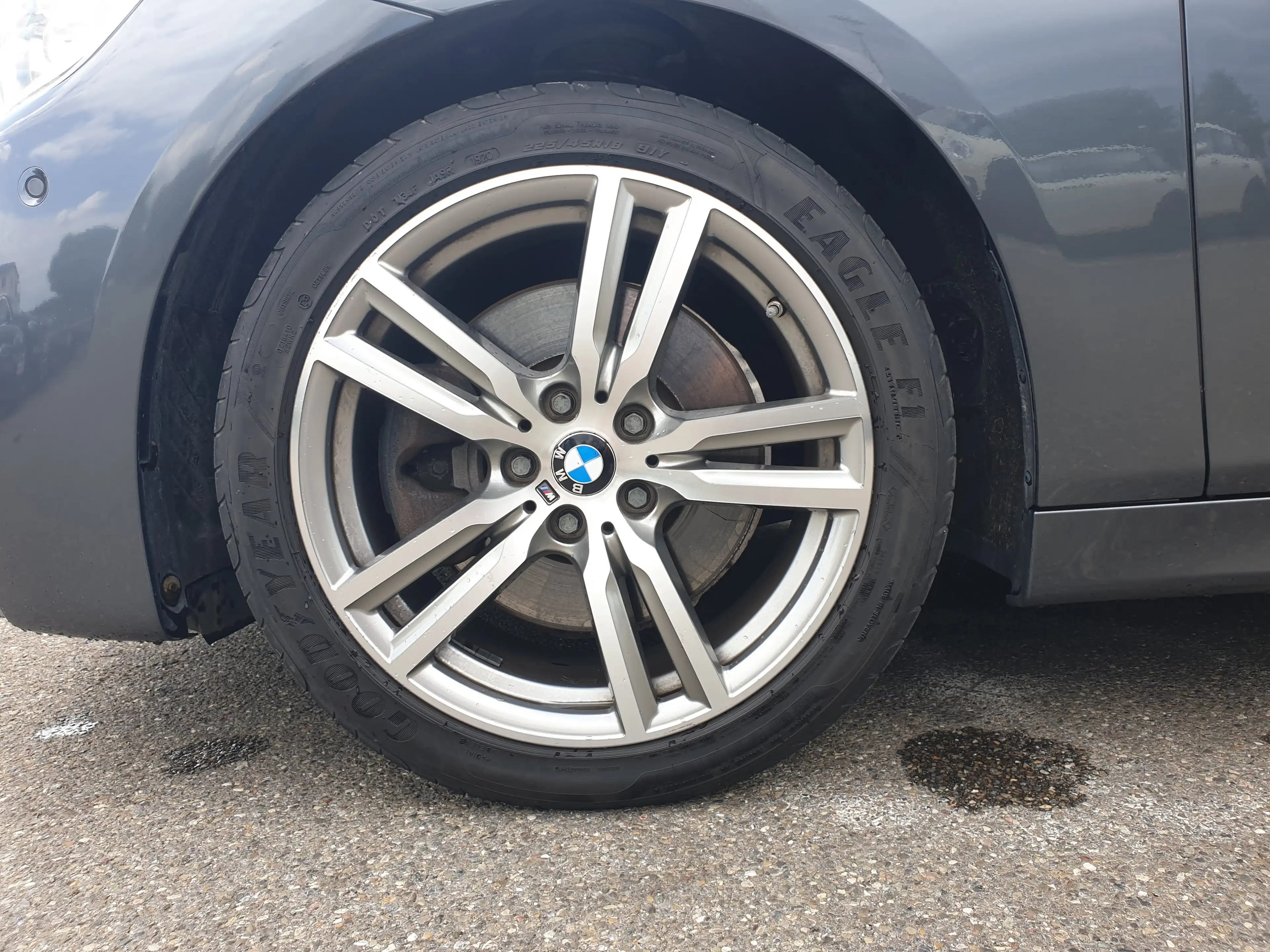 BMW 225 i Active Tourer xDrive Aut M Sportpaket AHK LED Dr — photo 9