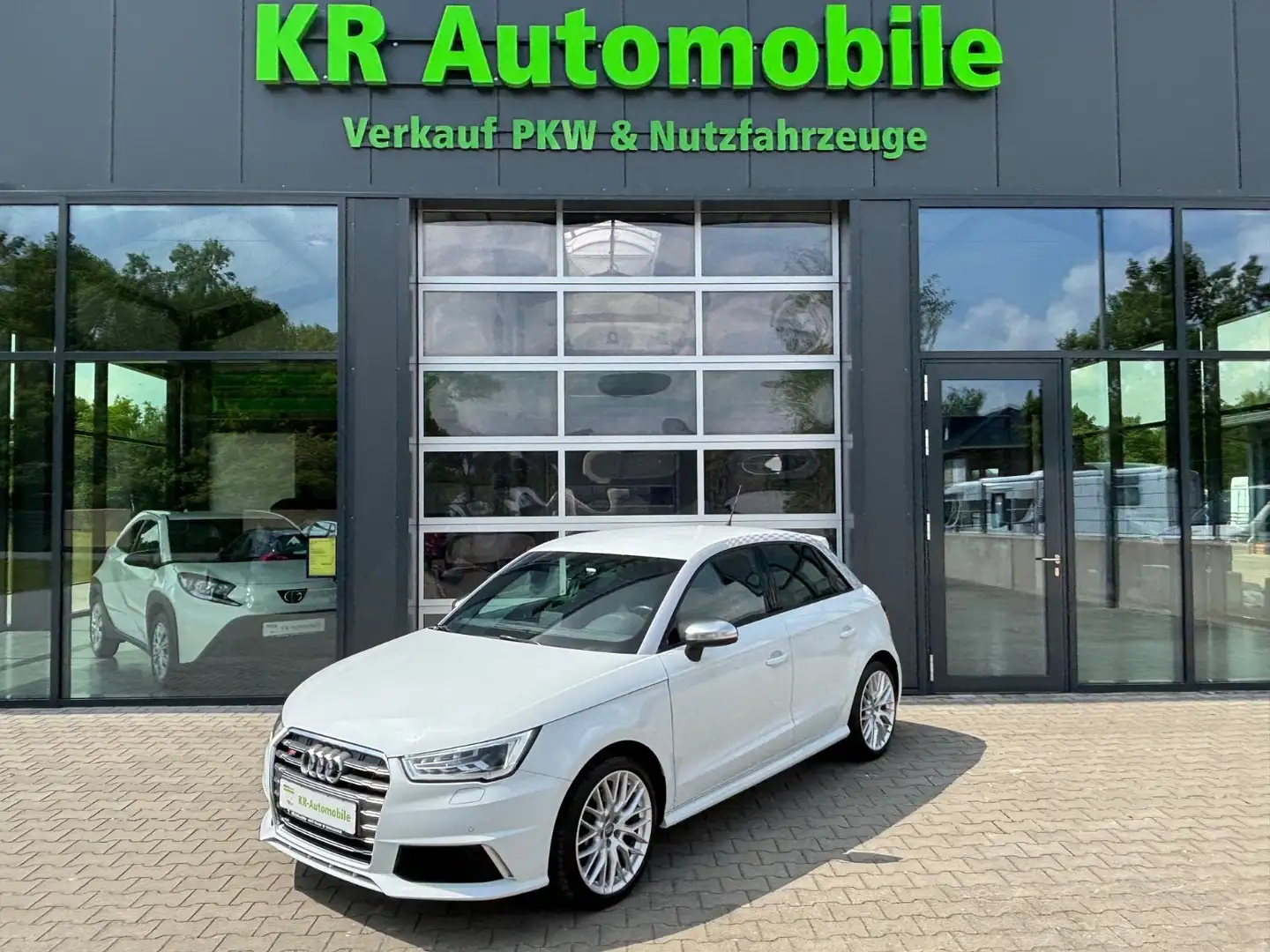 Audi S1 Sportback 2.0 TFSI quattro nur 39 Tsd. Km Weiß - 2
