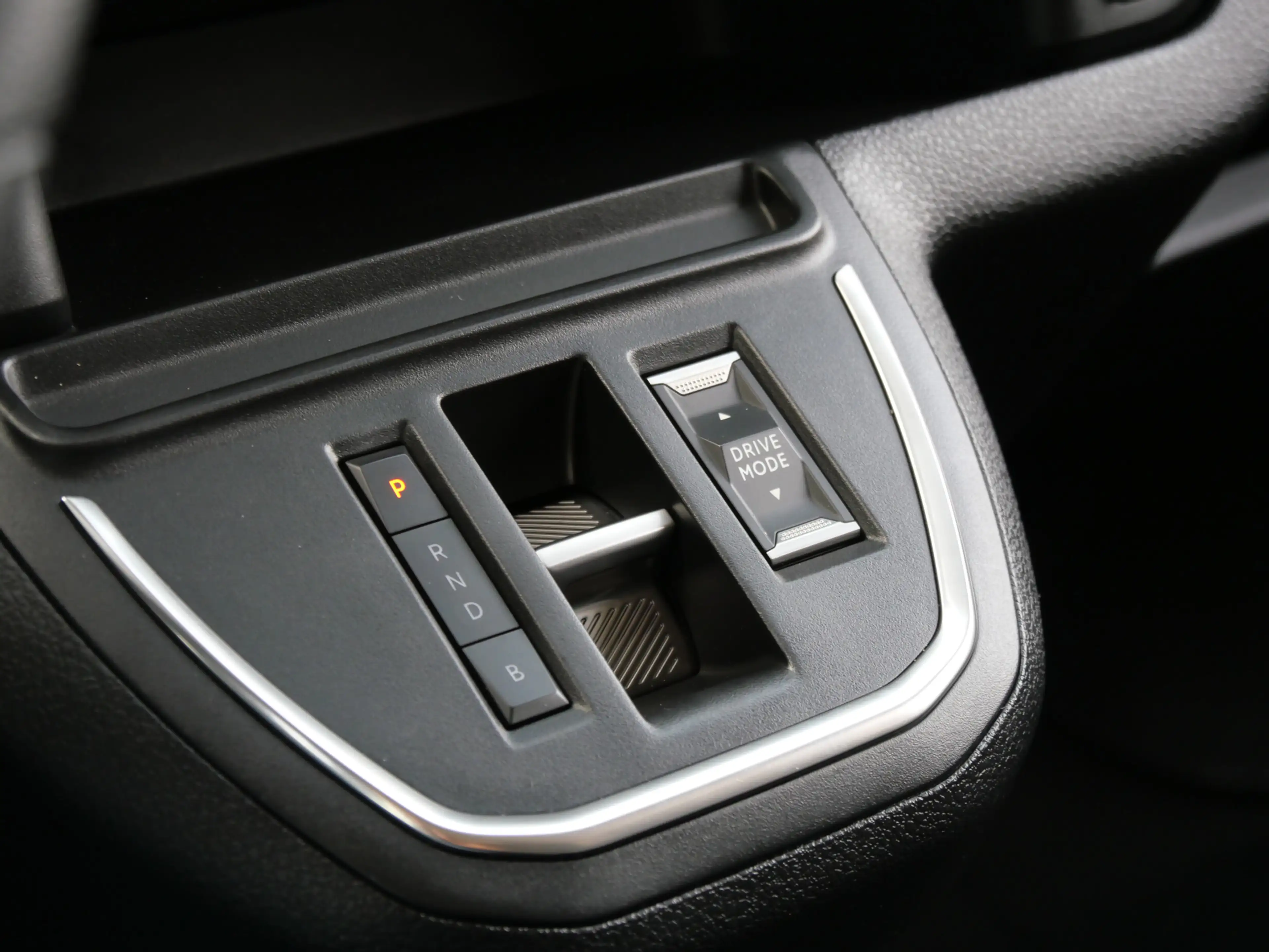 Peugeot e-Expert EV L3 75 kWh | CARPLAY | 2X SCHUIFDEUR | AUTOMAAT — photo 12