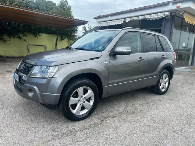 Suzuki Grand Vitara GANCIO TRAINO 5p 1.9 ddis Executive