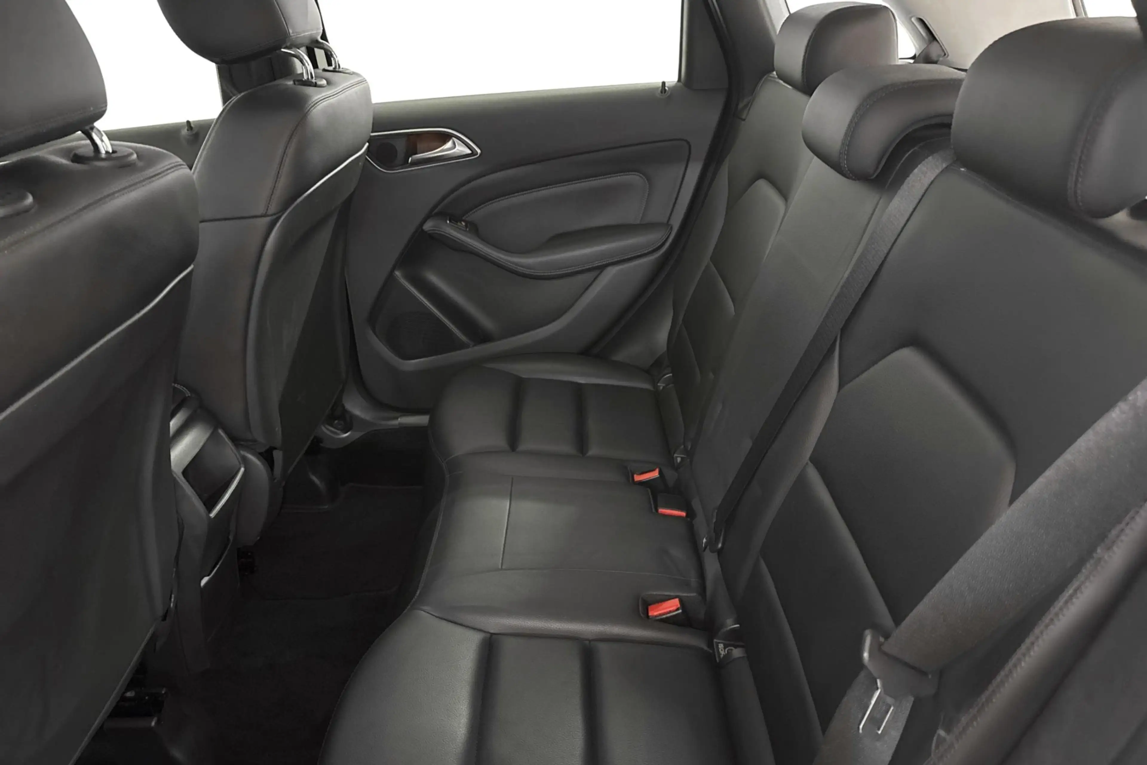 Mercedes-Benz B 180 B CDI DCT — photo 7
