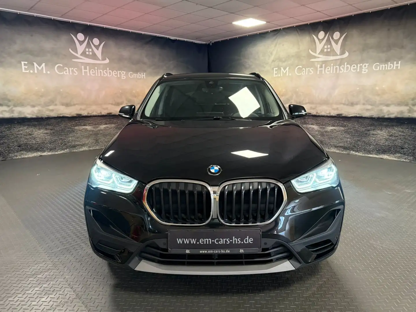 BMW X1 xDrive 25 e Advantage Head-Up AHK CarPlay Schwarz - 2