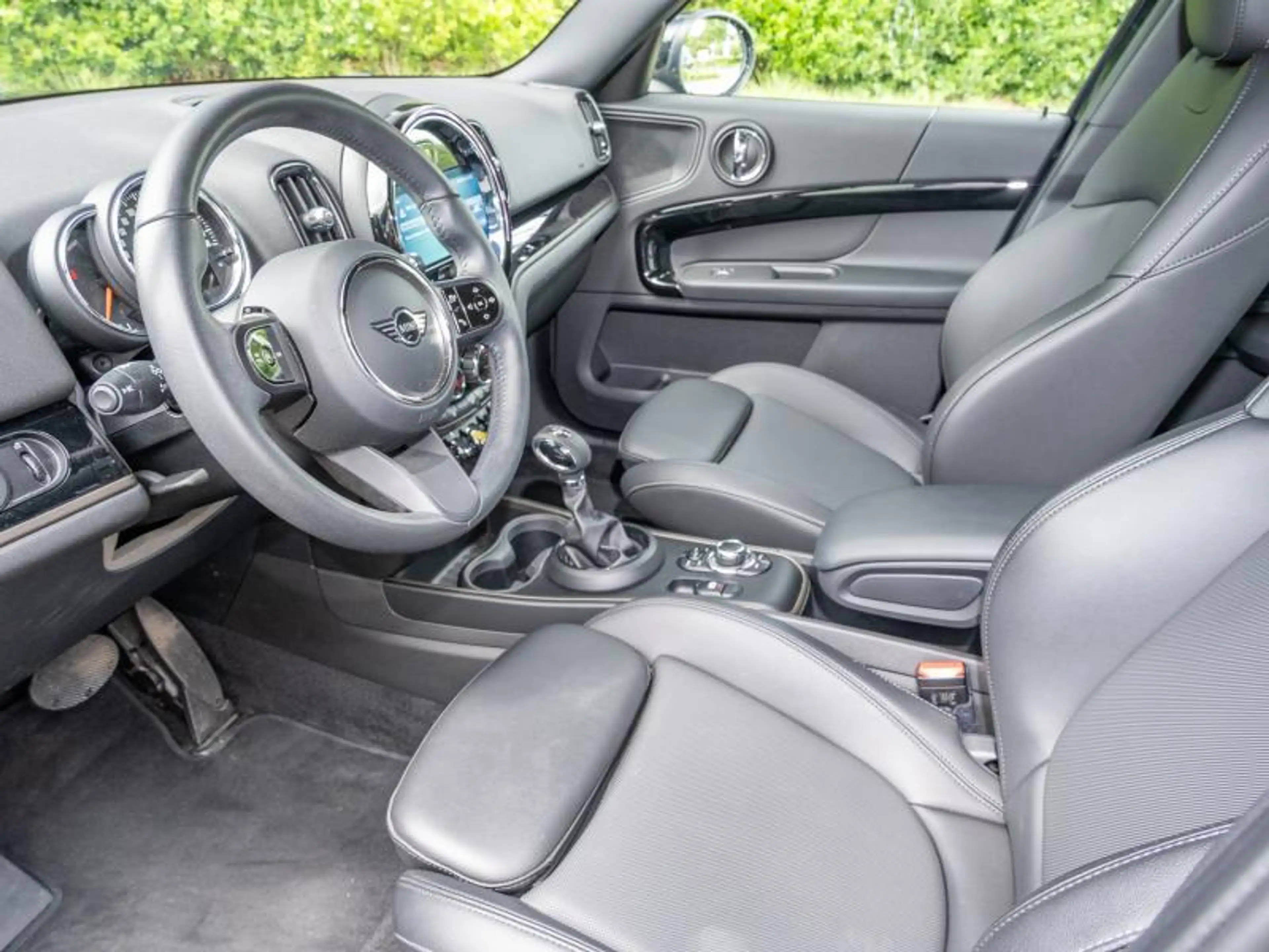 MINI Cooper SE Countryman Classic Trim — photo 6