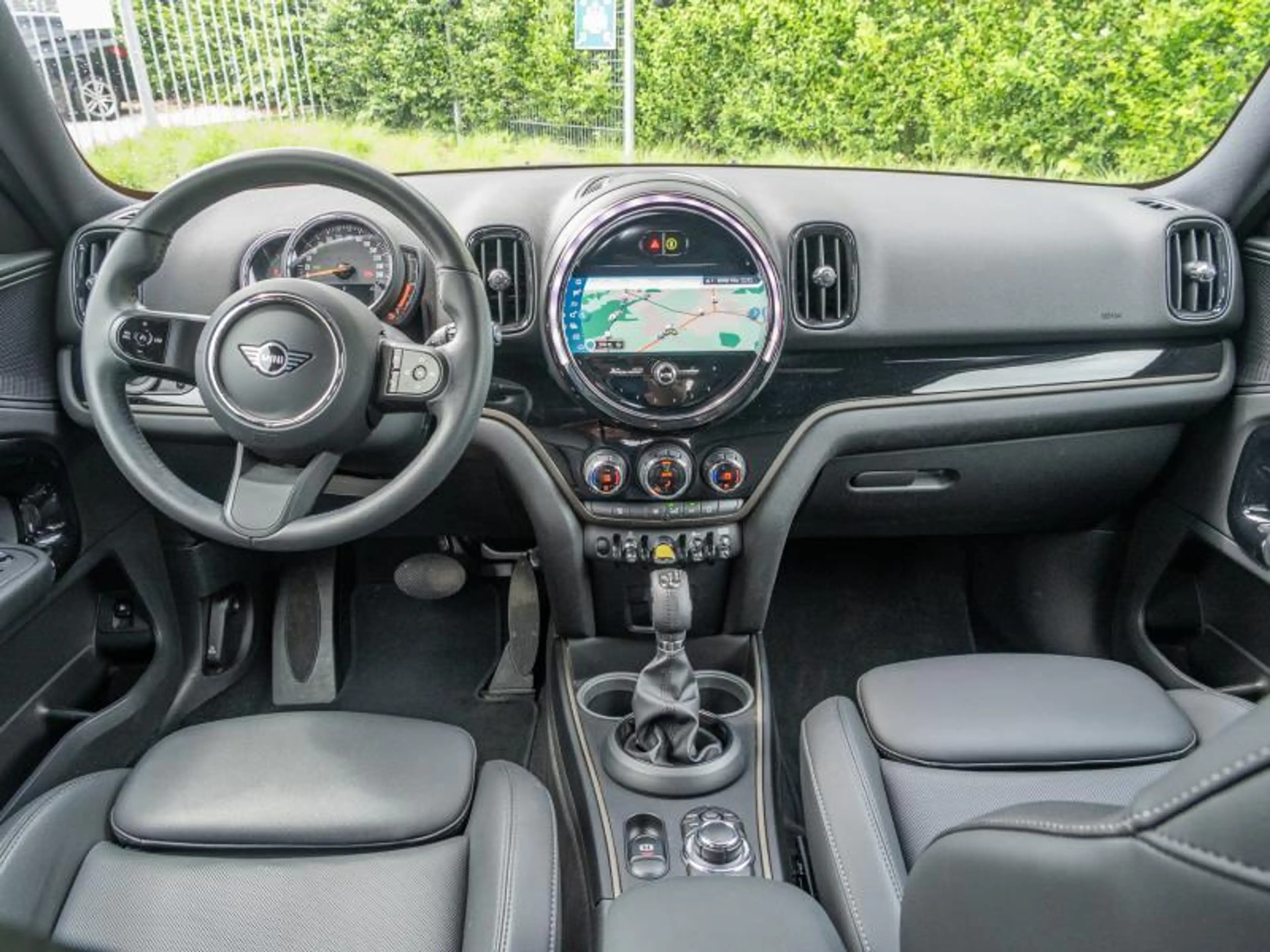 MINI Cooper SE Countryman Classic Trim — photo 7