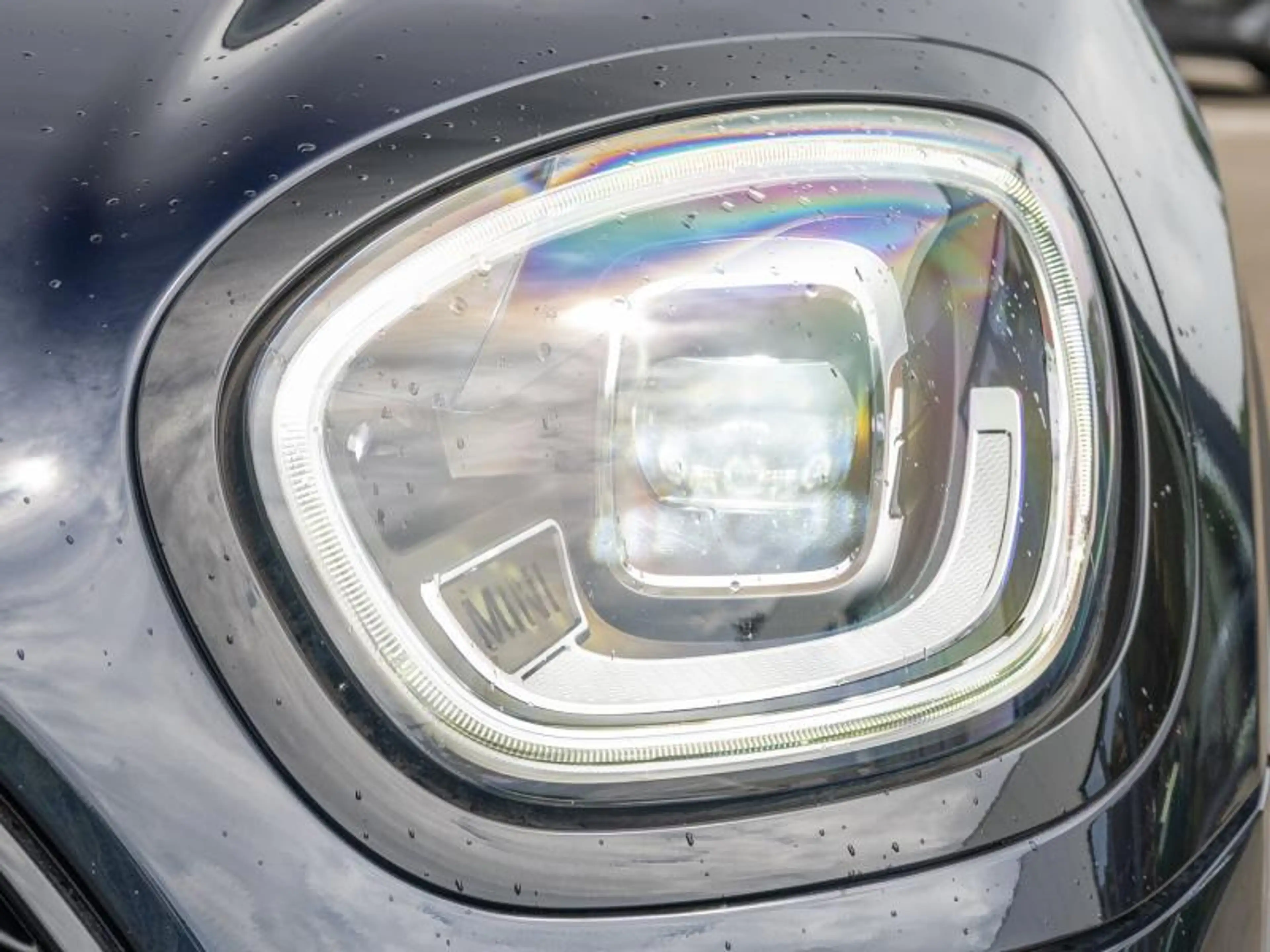 MINI Cooper SE Countryman Classic Trim — photo 12