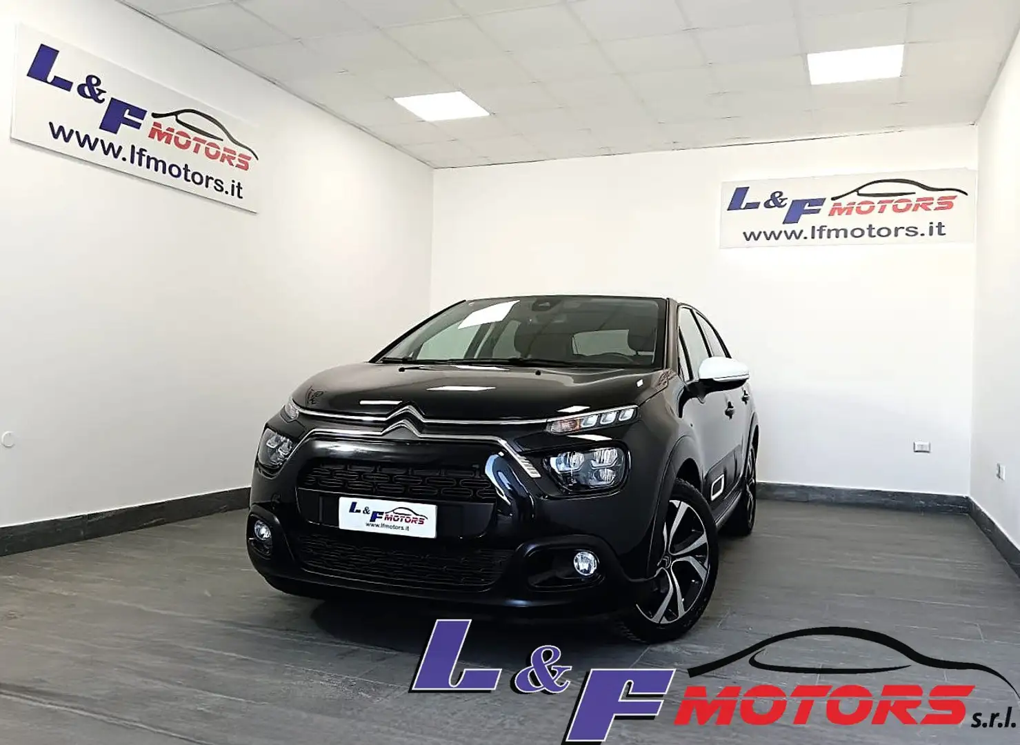 Citroen C3 C3 S&S 1.2 Benzina Shine Nero - 1