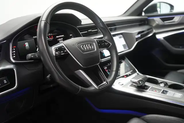 Audi A6 view 13