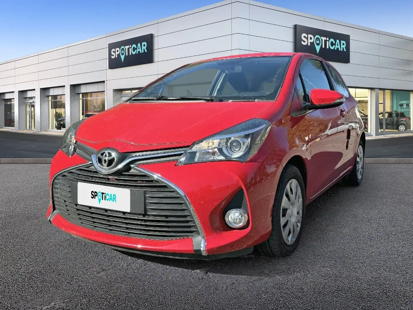 Toyota Yaris 1.0 Active Rood - 1