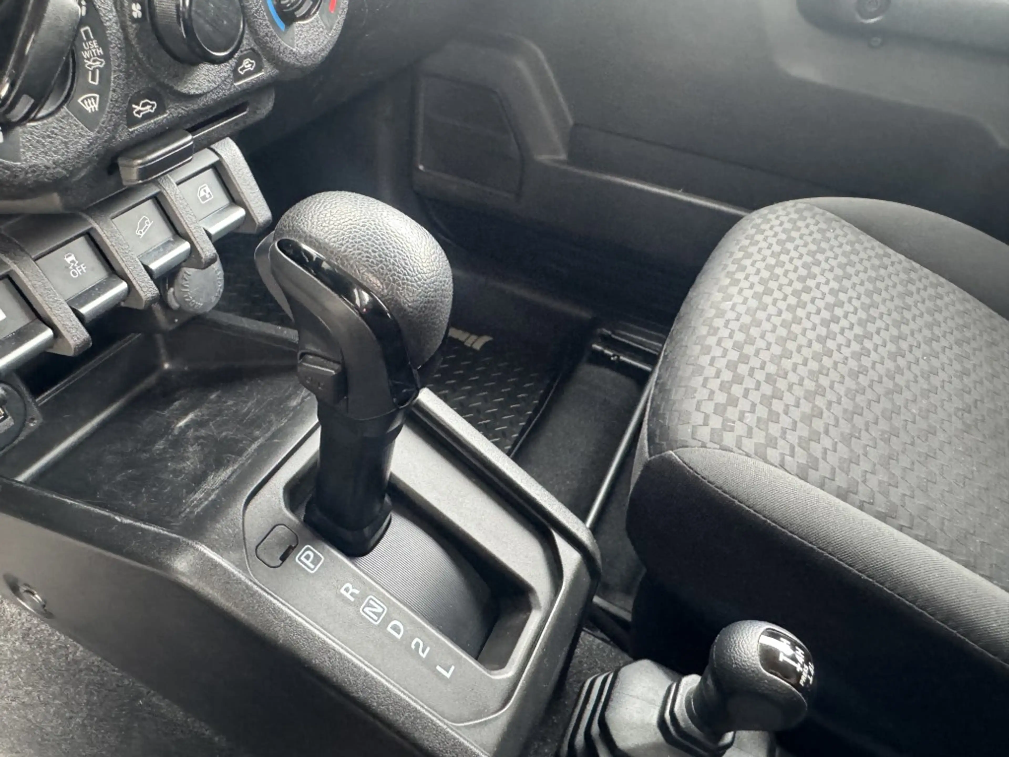Suzuki Jimny 1.5 All Grip Automaat — photo 13