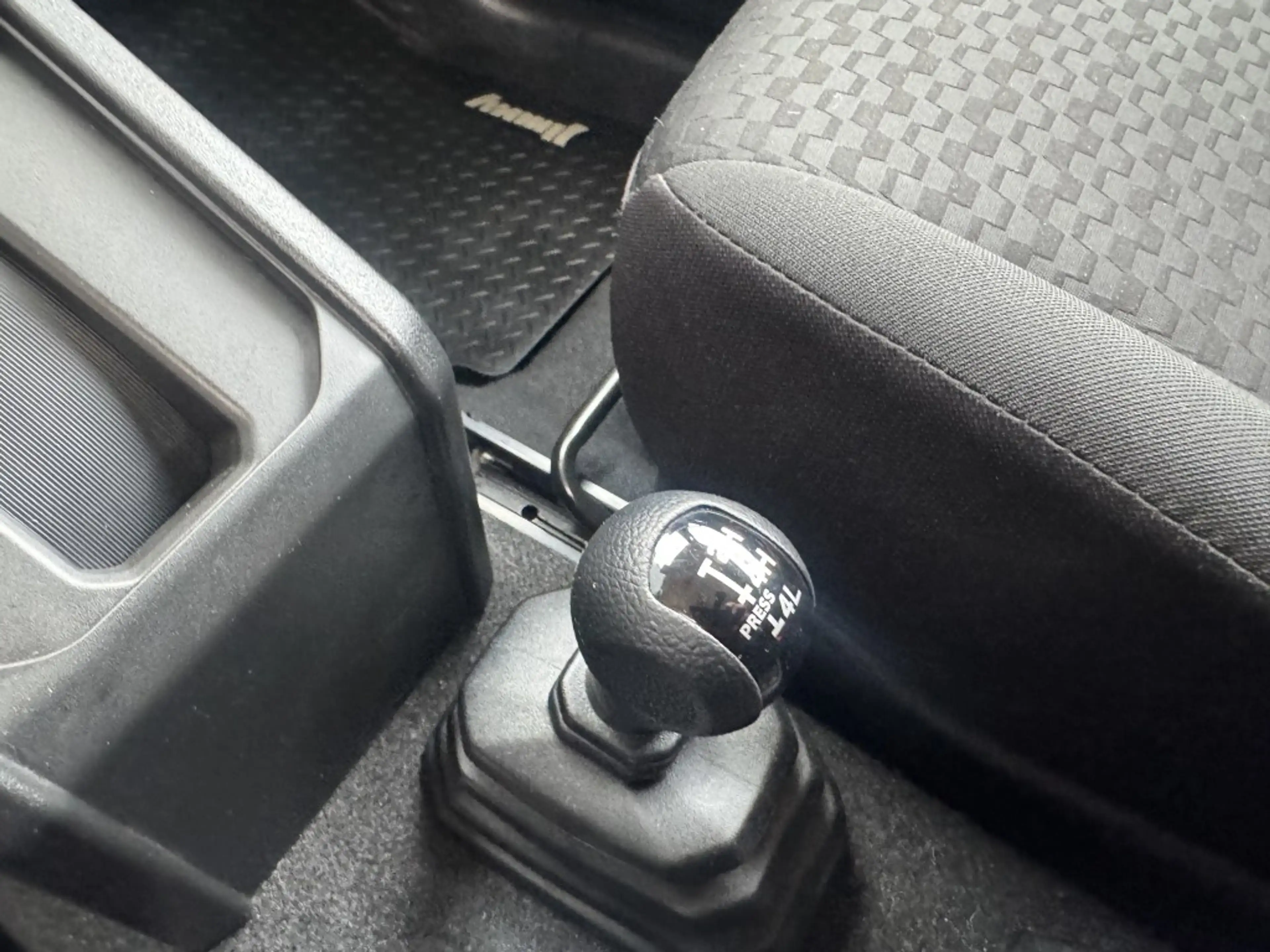 Suzuki Jimny 1.5 All Grip Automaat — photo 14