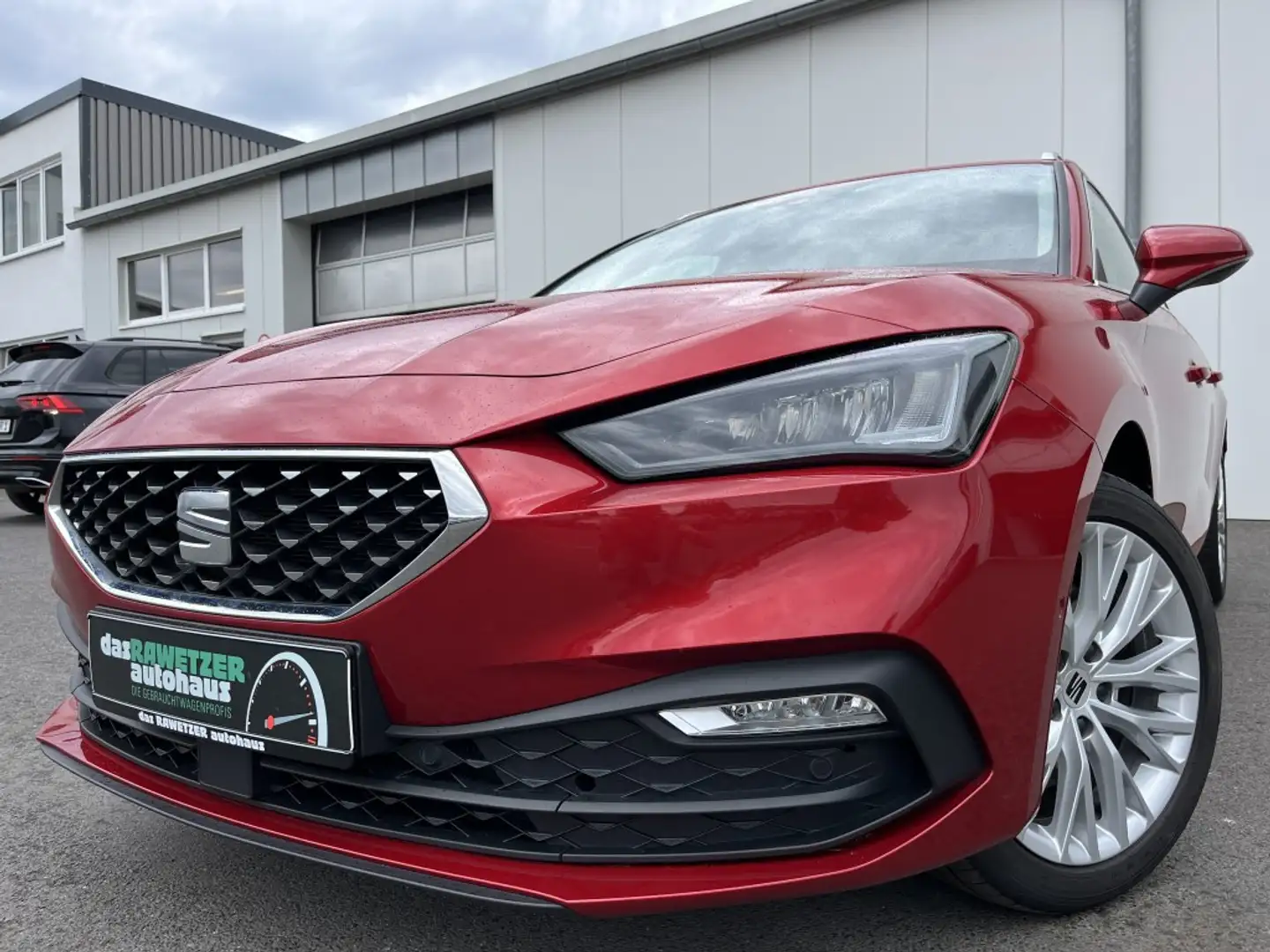 SEAT Leon SP 2.0 TDI DSG XCELLENCE 144€ m. 20% Anzahlung A Rot - 1