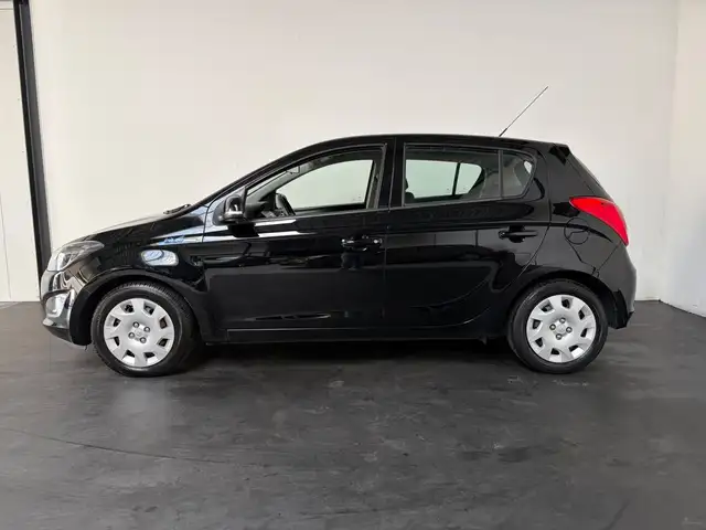 Hyundai I20 view 20