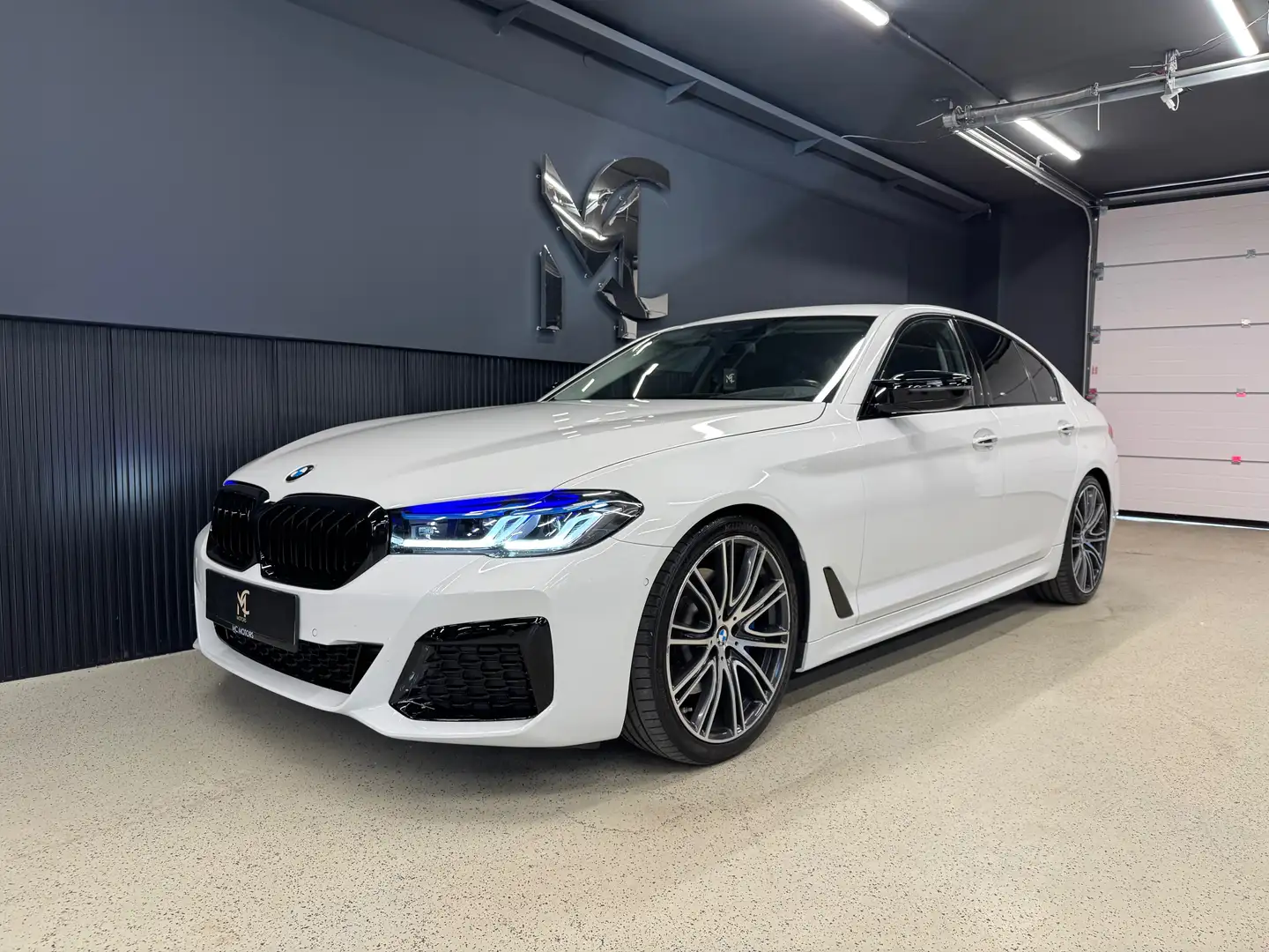BMW 530 530xd G30`LCI LOOK`LEDER`LED`HUD`NAVI`AMBIENTE`RFK Weiß - 2