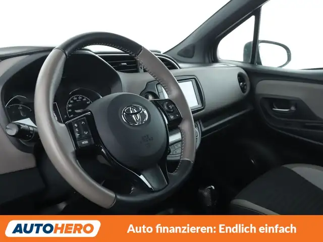 Toyota Yaris view 11