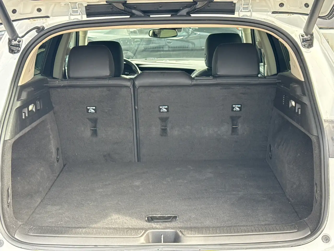 Buick Envision снимка Buick Envision