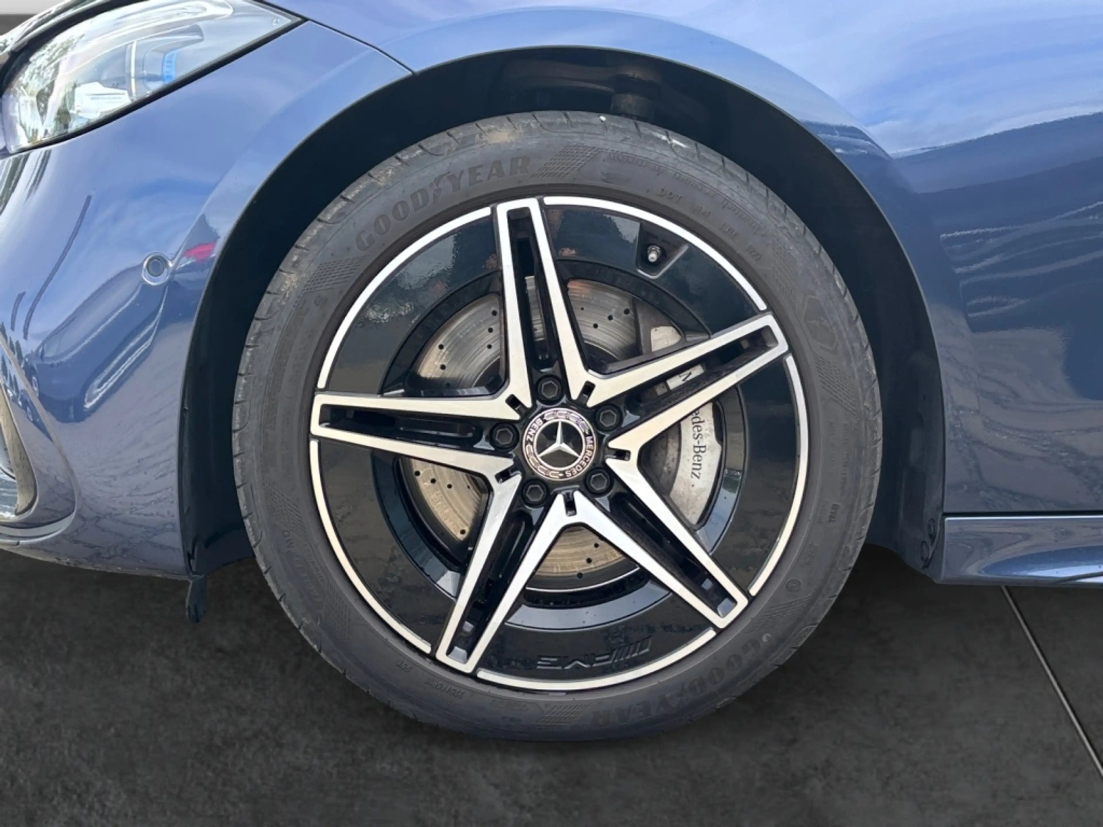 Mercedes-Benz C 300 e T AMG|NIGHT|DISTR|PANO|MBUX|AHK|LEDER — photo 11
