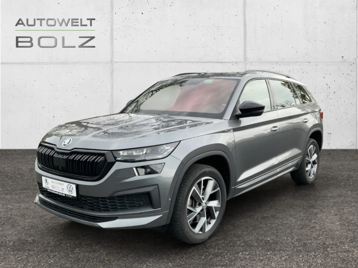 Skoda Kodiaq Sportline 4x4 2.0 TDI StandHZG AHK Panodach Navi D Grau - 1