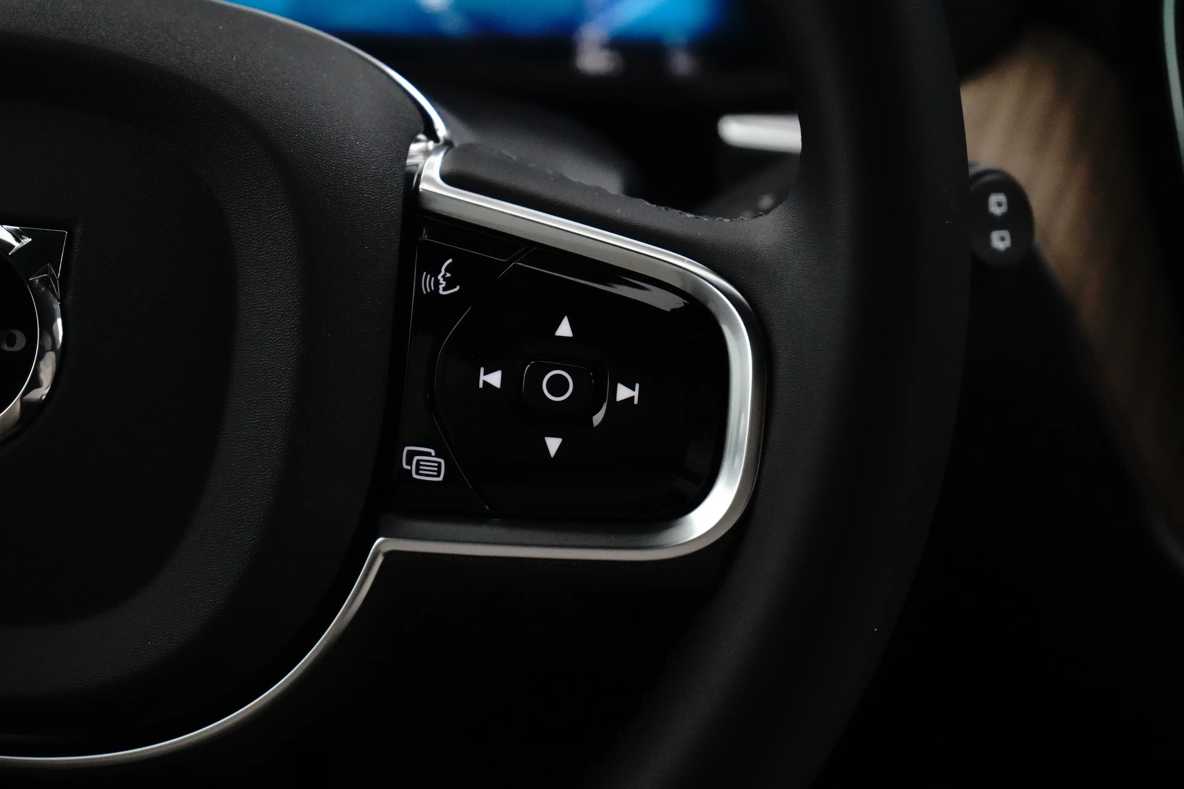 Volvo XC60 T6 Plus Dark | Harman/Kardon | Memory | Pilot Assi — photo 15