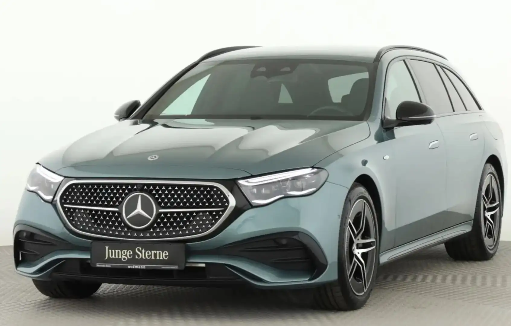 Mercedes-Benz E 300 e T | AMG / LED / 360 / Burmester® 4D / VAT Groen - 1